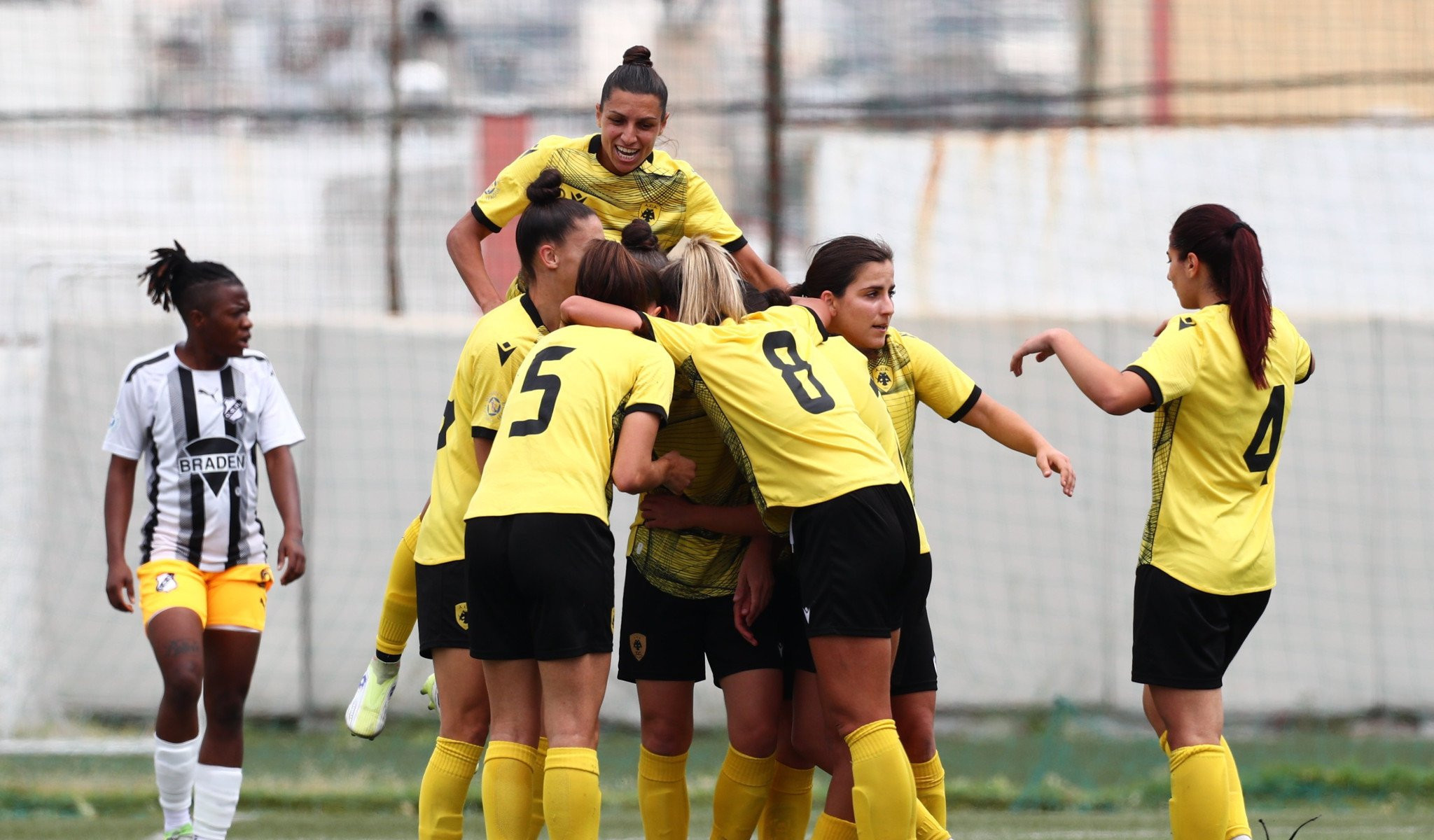 Η ΑΕΚ έγραψε ιστορία: Κατέκτησε το πρωτάθλημα στο ποδόσφαιρο γυναικών!