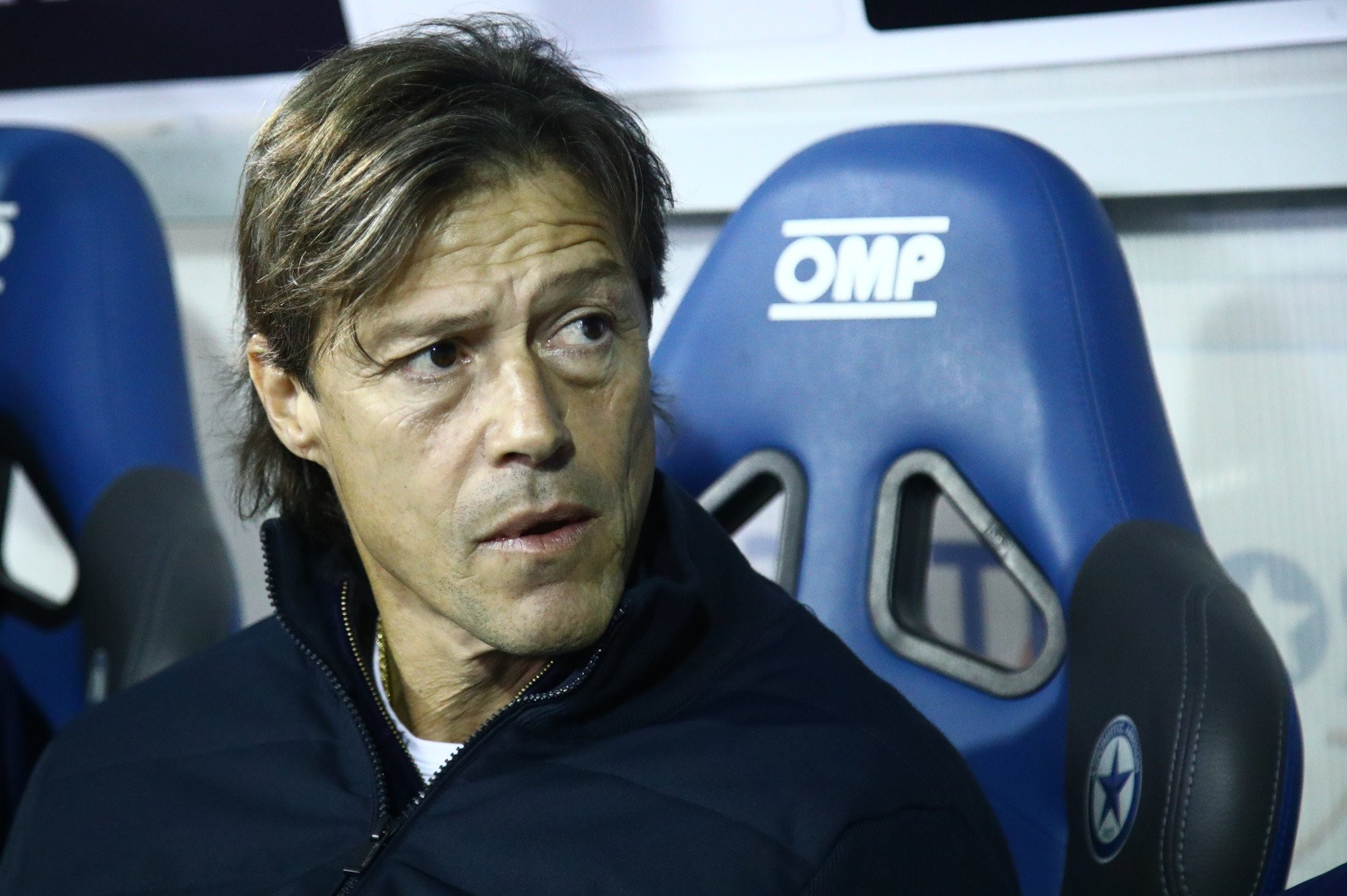 «Η Τσίβας δεν σκέφτεται τον Αλμέιδα για τον πάγκο της»