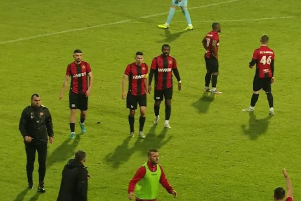 Ομάδα στη Βοσνία αποχώρησε μετά από πέναλτι-εφεύρεση εναντίον της