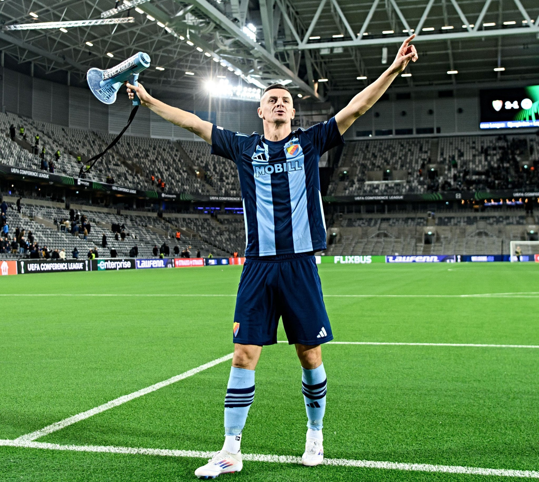 Τζουργκάρντεν:  ο «λαθρεπιβάτης» των ημιτελικών του Conference έμαθε να αψηφά τις πιθανότητες