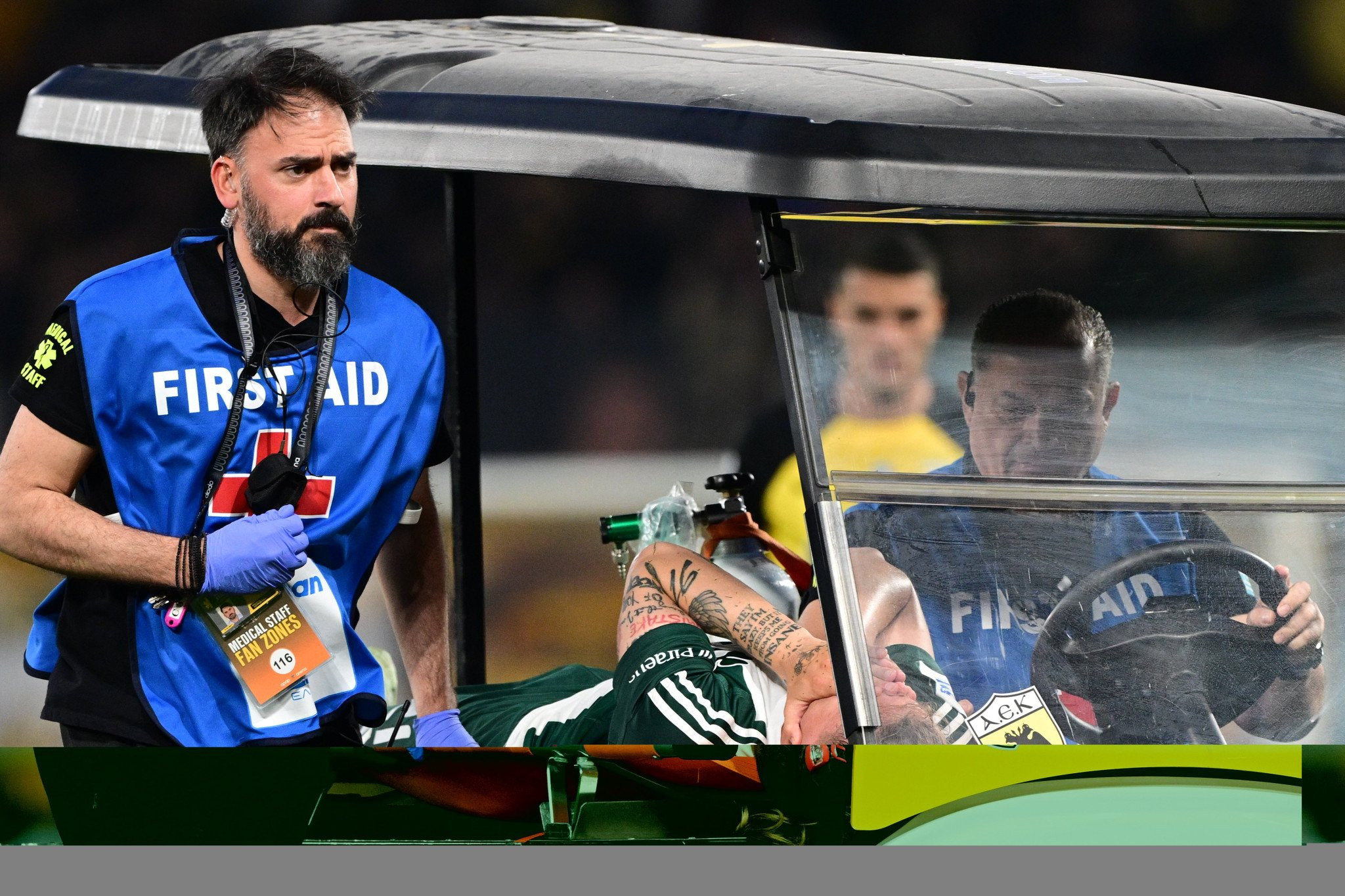 Ο Γεντβάι άμεσα στο νοσοκομείο μετά τον τραυματισμό του