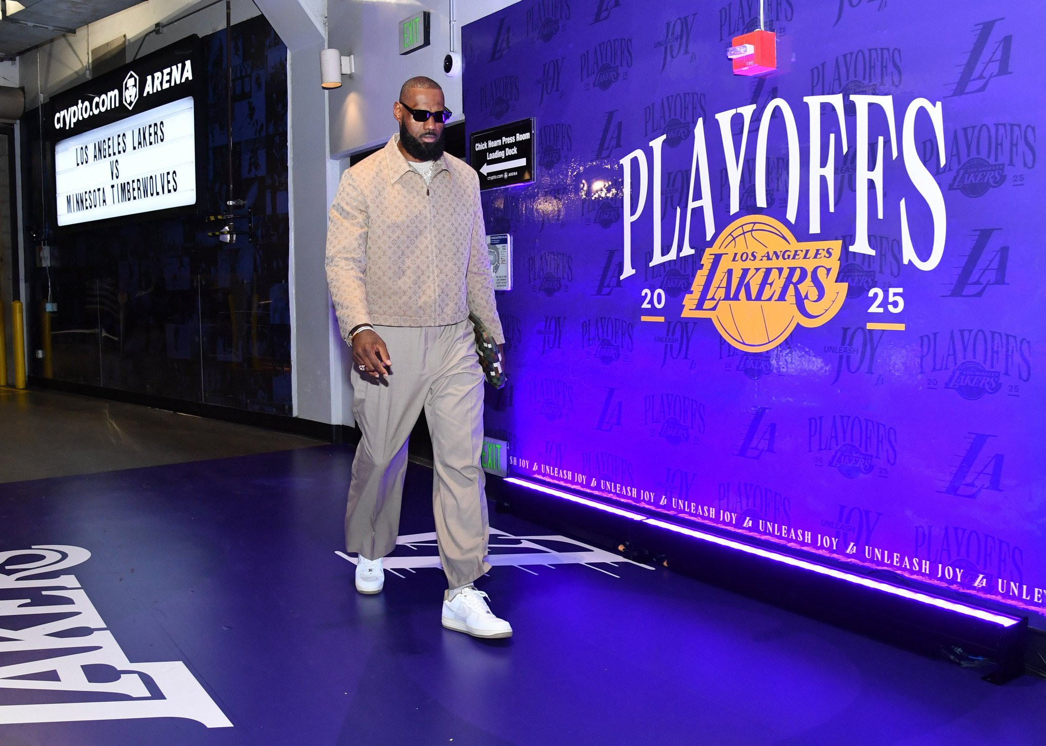 Ο λόγος που ο ΛεΜπρόν αποκλείεται να μην παίξει τουλάχιστον άλλη μία σεζόν