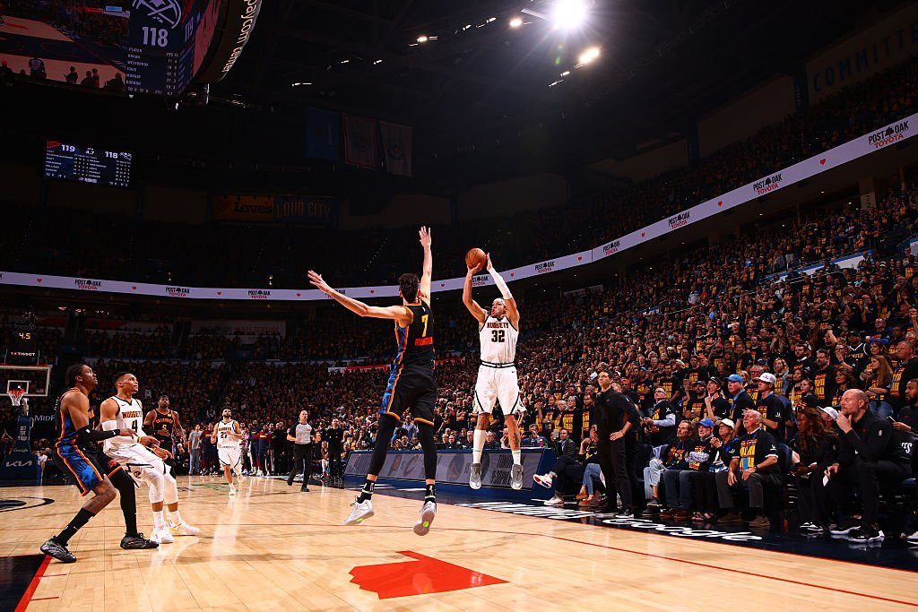 Οι Νικς «άλωσαν» τη Βοστώνη και οι Νάγκετς έκαναν break στην Οκλαχόμα με αδιανόητο Γιόκιτς και Clutch Γκόρντον