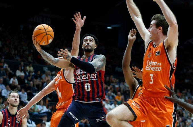 Απίθανο «διπλό» δύο παρατάσεων της Μπασκόνια, ανάσα για την Ρεάλ πριν τον Ολυμπιακό