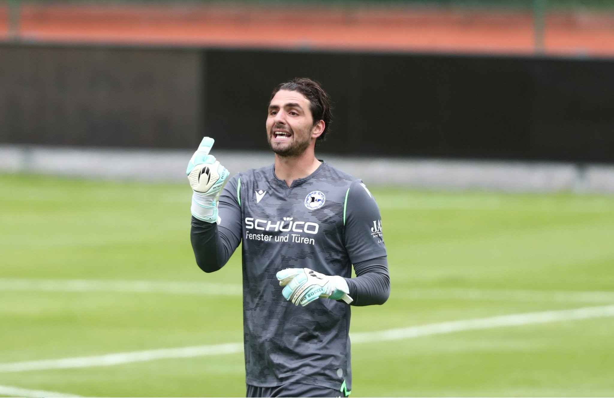 Αποθέωση για τον Καπίνο από τους οπαδούς της Βίντερτουρ - Τον έκαναν κορεό