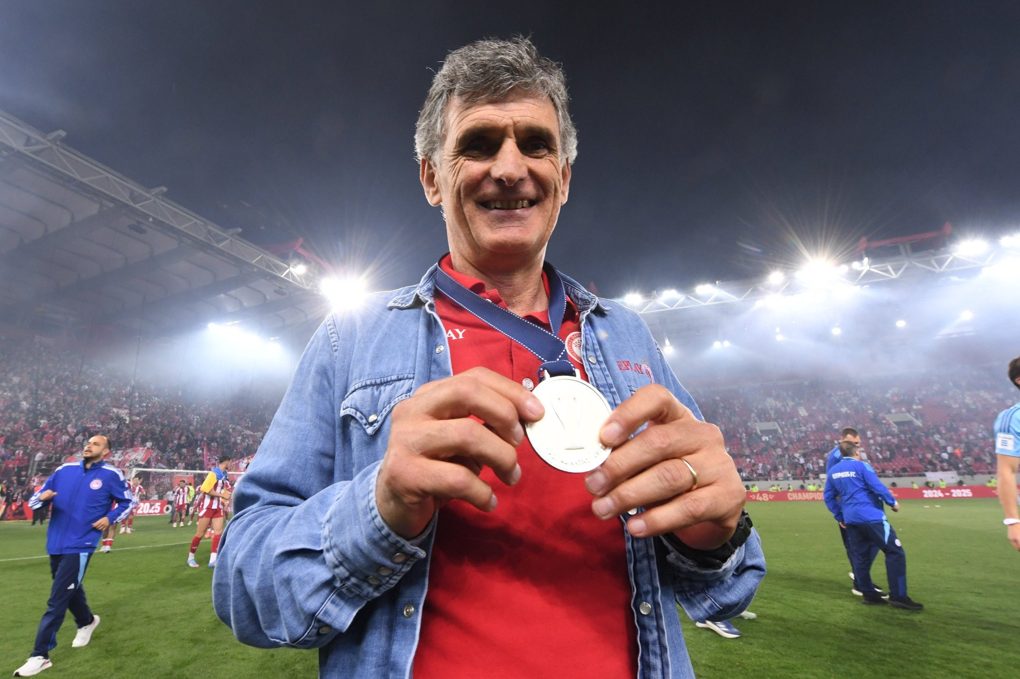 Καθολική αποθέωση για τον Μεντιλίμπαρ στην Ισπανία: «Ξανά βασιλιάς στην Ελλάδα»