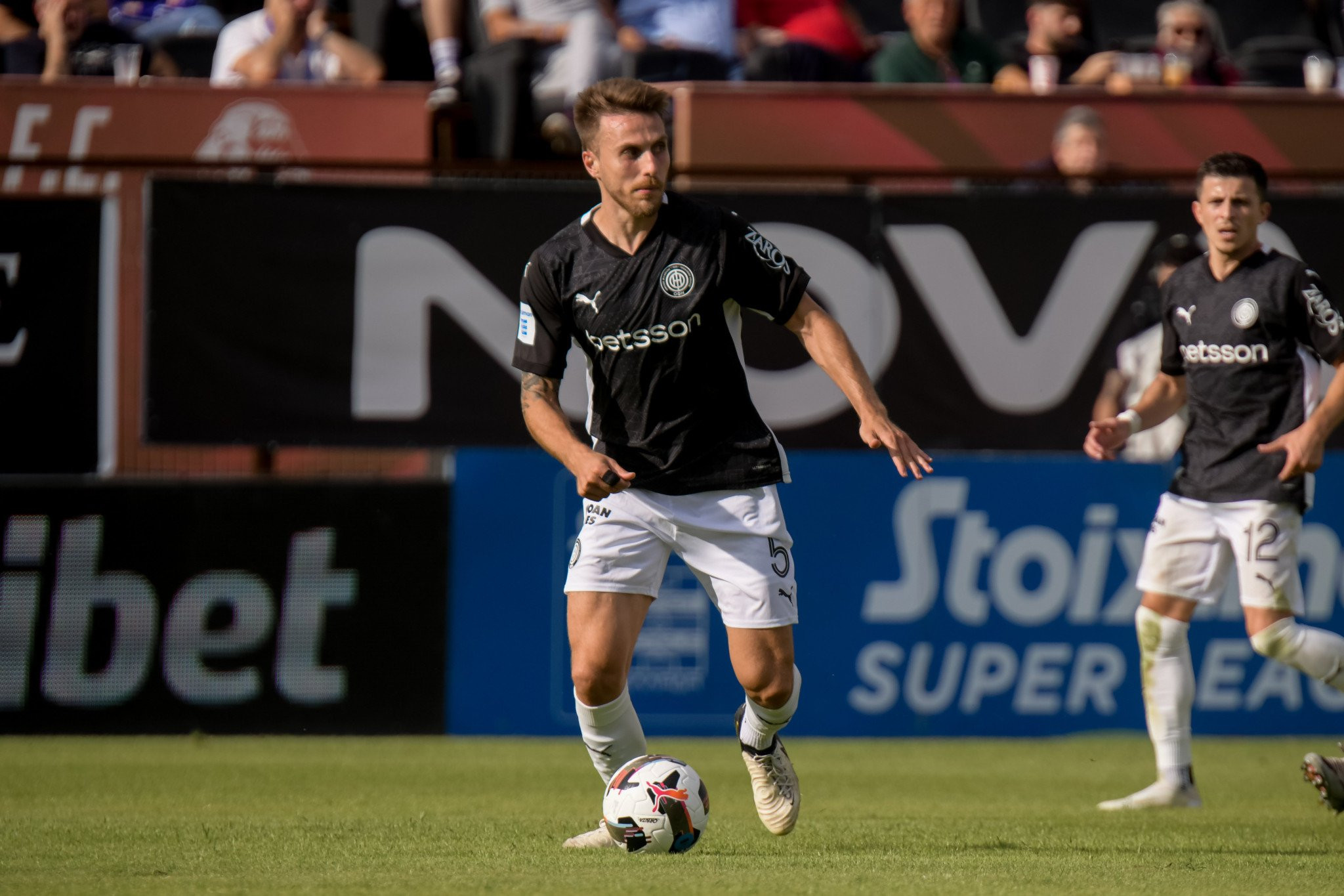 Εκτός τελικού ο Μπρεσάν για τον ΟΦΗ - Θεραπεία για Νέιρα και Σενγκέλια