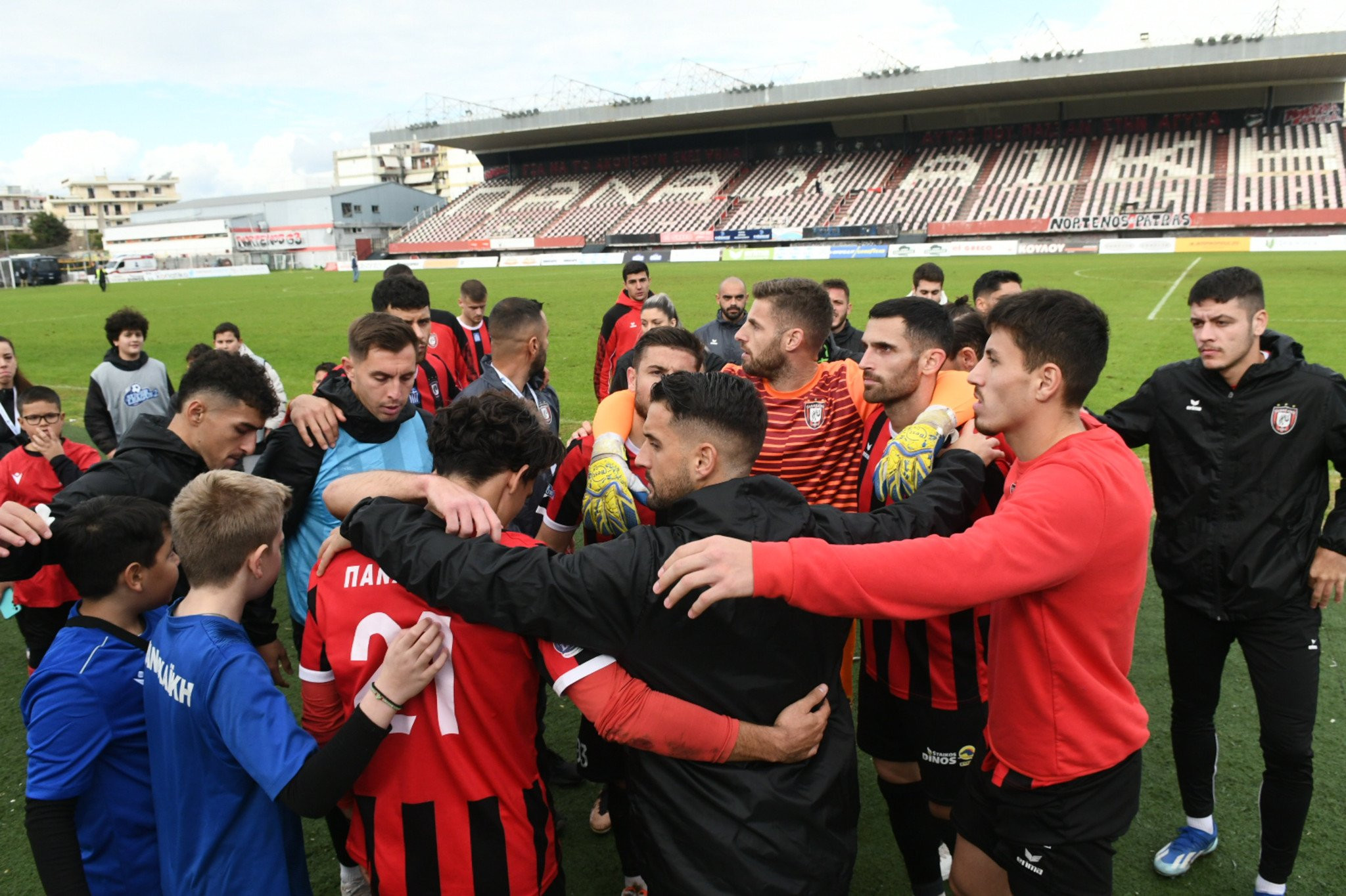 H Παναχαϊκή στρέφεται κατά της Super League 2