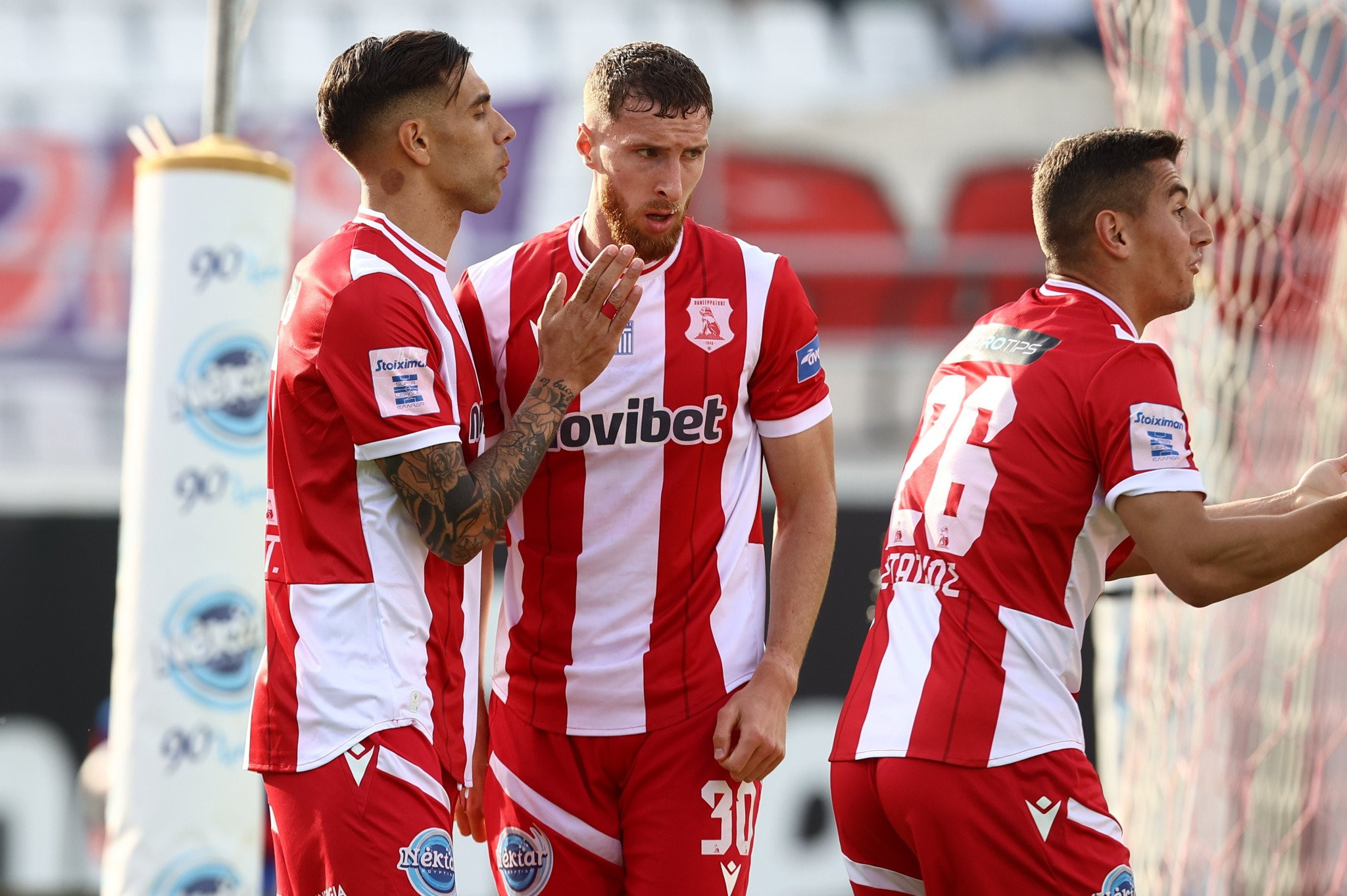 Μετράει επιστροφές ο Πανσερραϊκός για το κρίσιμο ματς με τον Βόλο