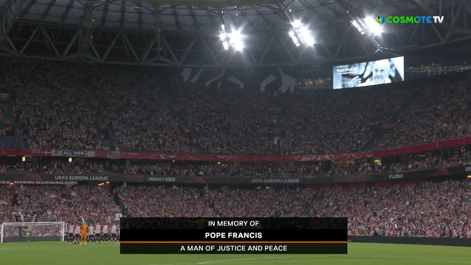 Στο Μπιλμπάο ανακοινώθηκε ενός λεπτού στη μνήμη του Πάπα αλλά ο κόσμος τραγουδούσε (video)