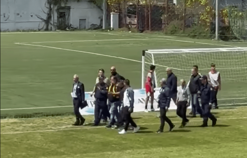 Στο γήπεδο της Αγυιάς ο Μάριος Ηλιόπουλος (video)