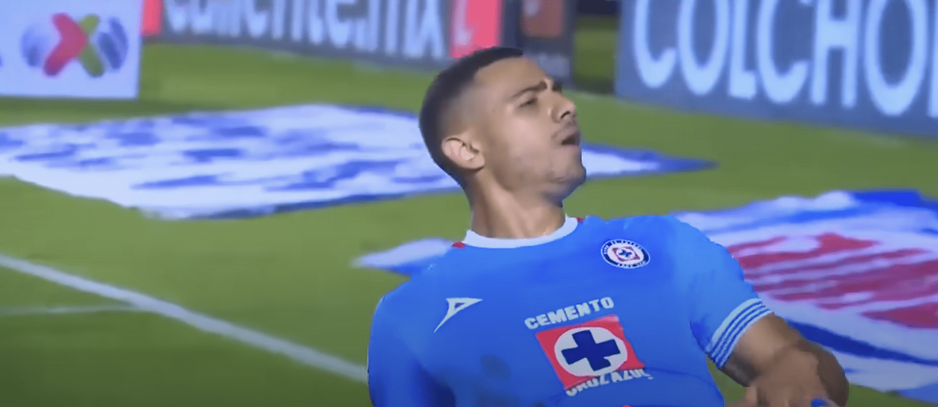 Στον τελικό του Κυπέλλου Πρωταθλητριών CONCACAF με την Κρούζ Αζούλ ο Γιακουμάκης