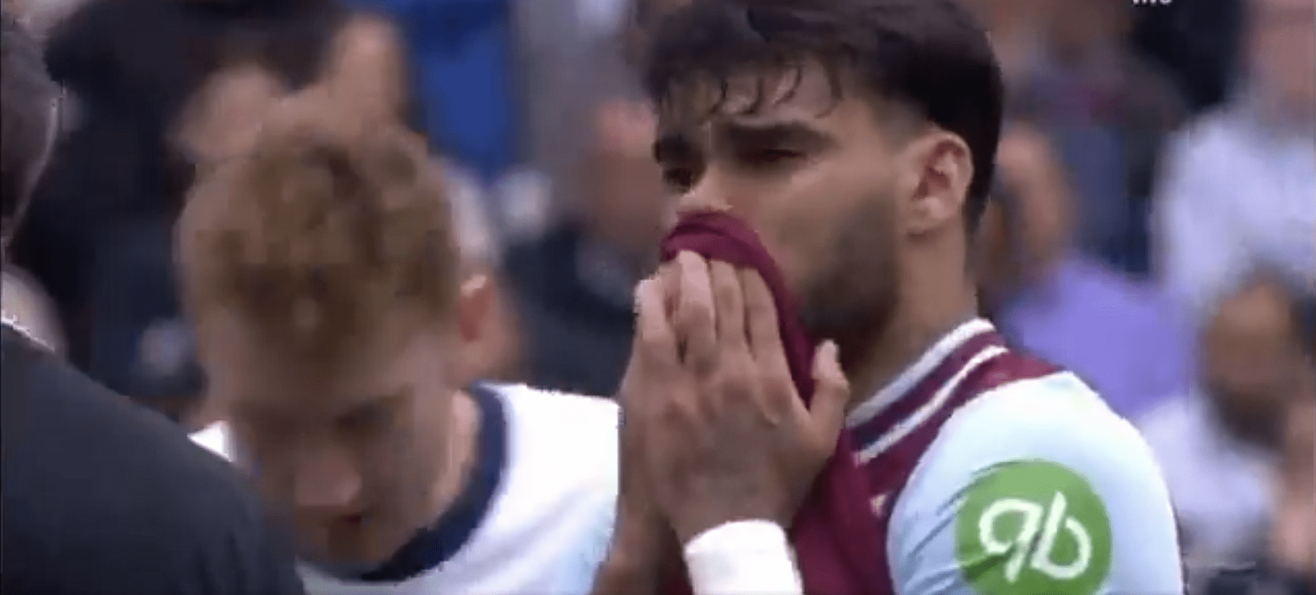 Έβαλε τα... κλάματα ο Λούκας Πακετά μετά από κίτρινη κάρτα που αντίκρισε (video)