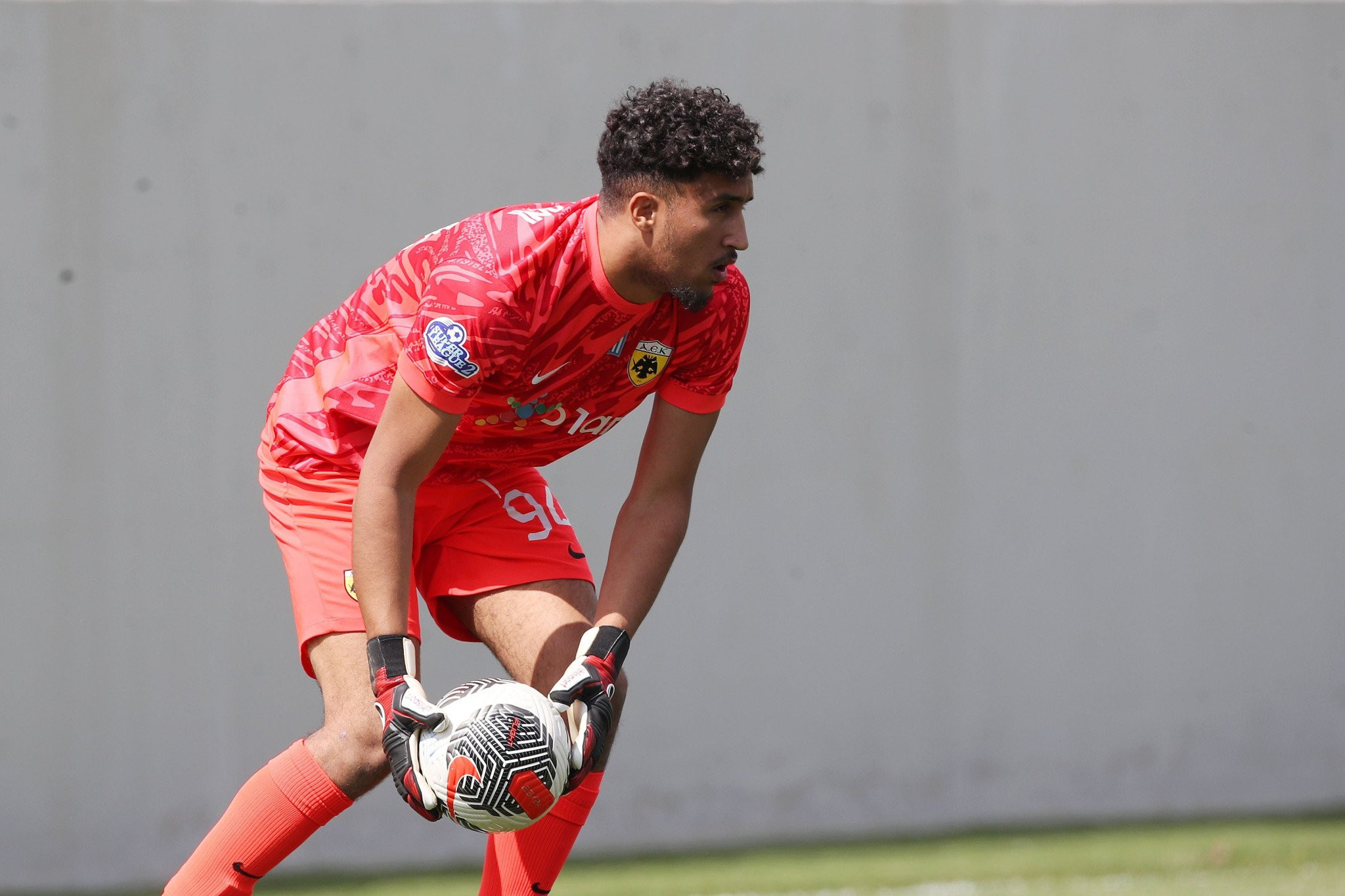 «Ο Τλεμκανί ανανεώνει με την ΑΕΚ»