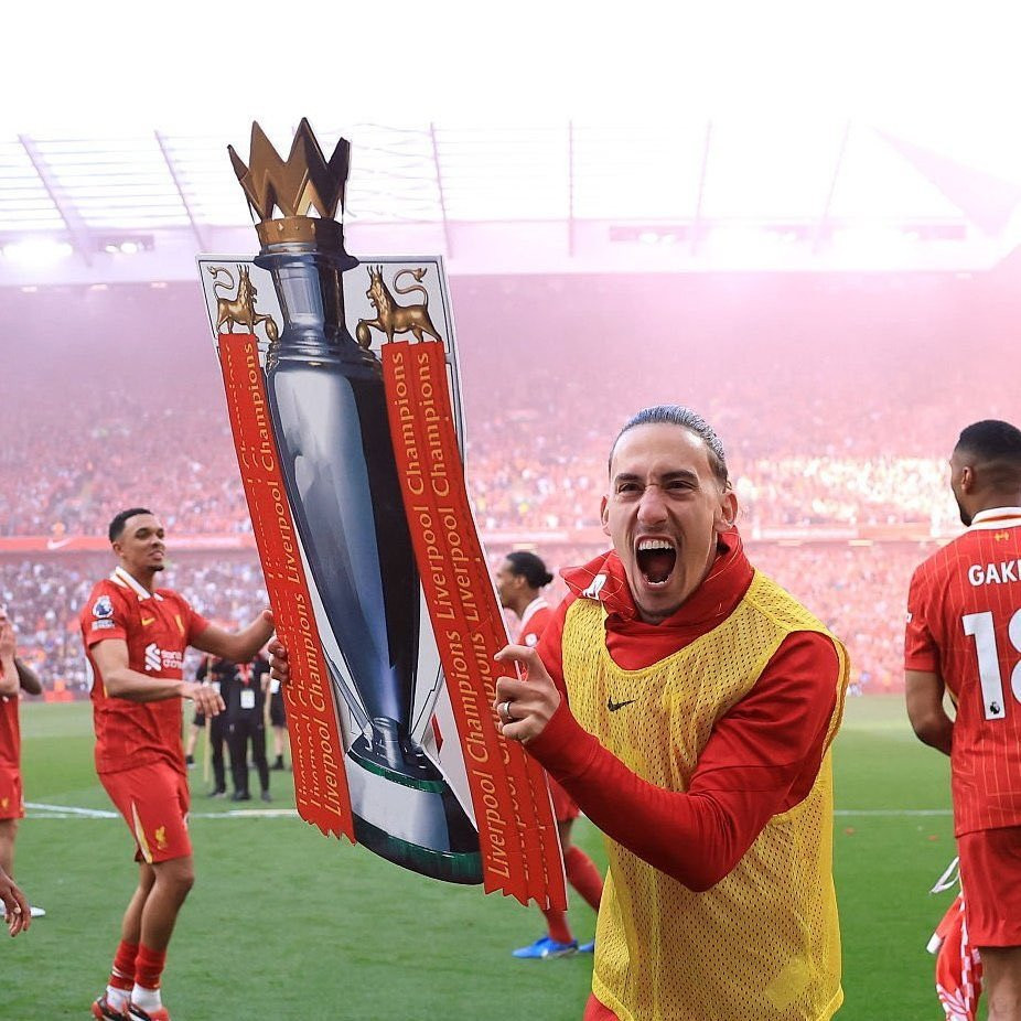 Ο Τσιμίκας έγινε ο πρώτος Έλληνας που κατακτάει την Premier League