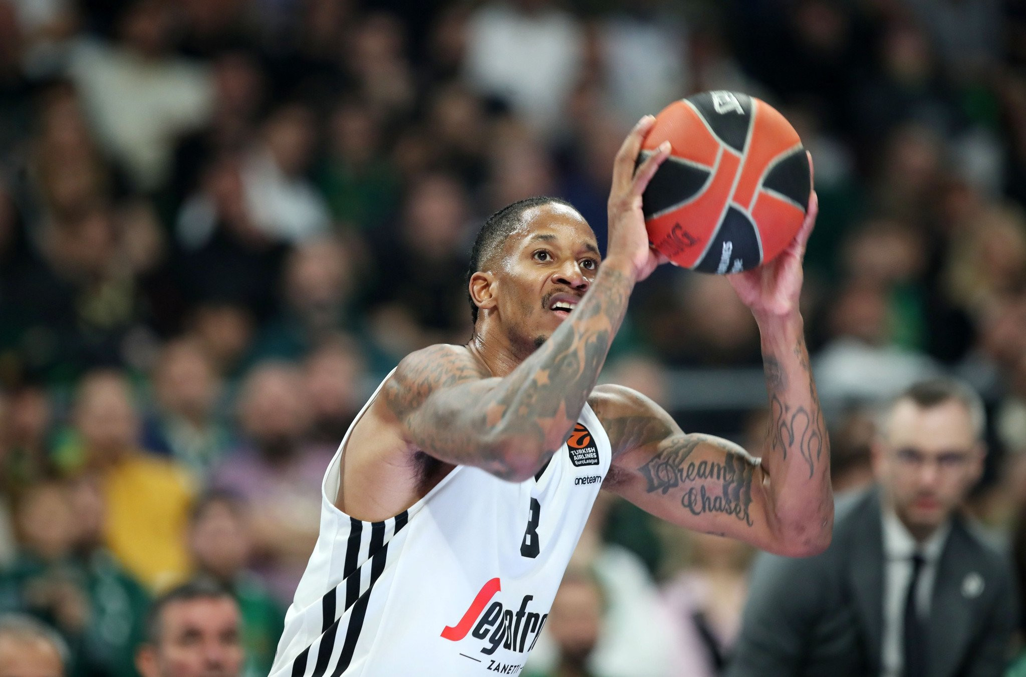 «Ο Κλάιμπερν αποχωρεί από τη Βίρτους Μπολόνια»