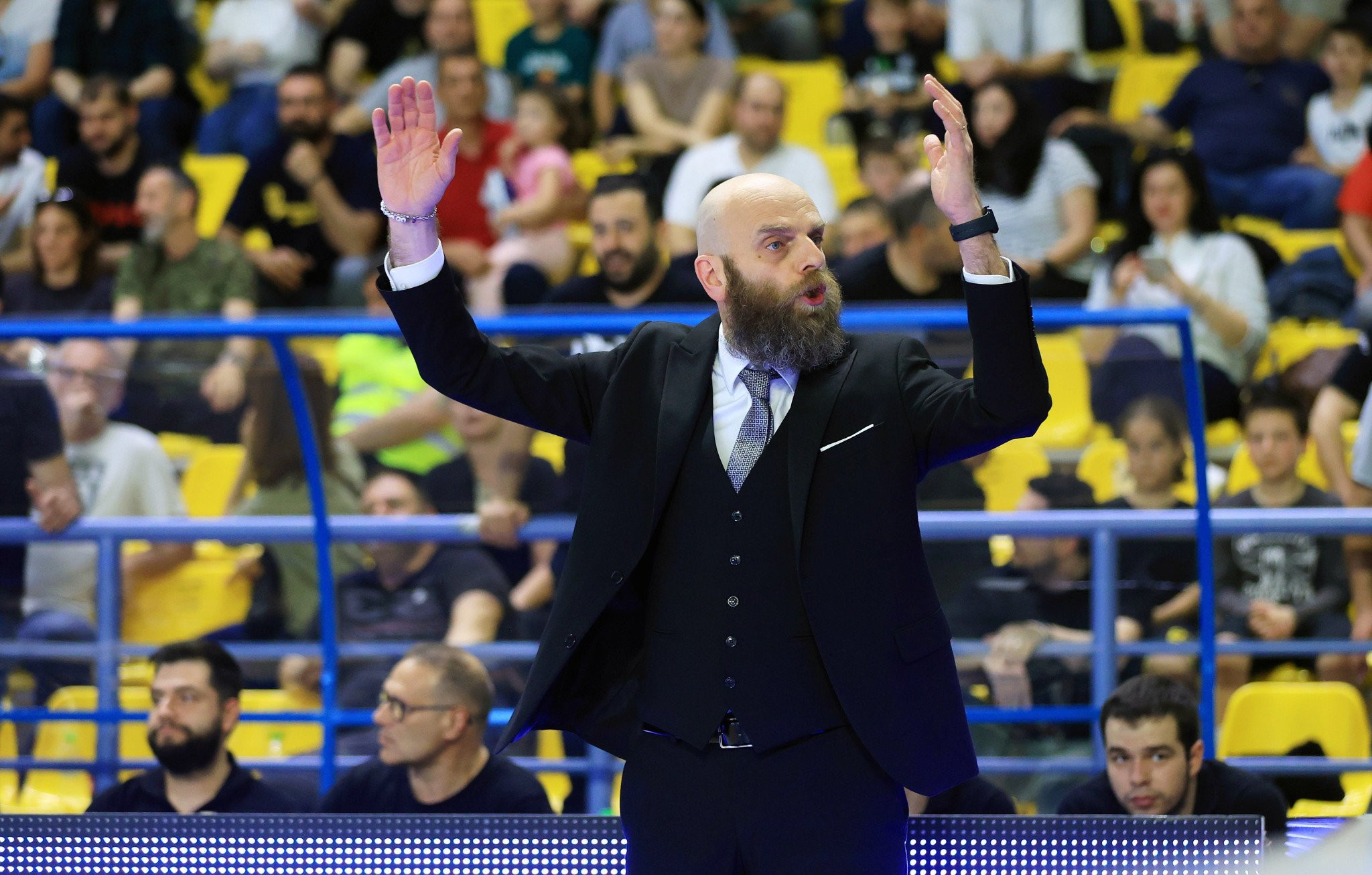 Ο Καντσελιέρι ψηλά στη λίστα της Τορτόνα για τη θέση του head coach