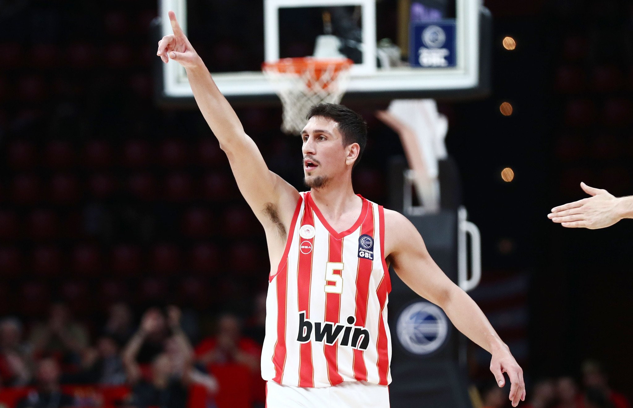 «Larry 4 the win»: Η ερώτηση στην οποία οι παίκτες του Ολυμπιακού απάντησαν... Λαρεντζάκης (video)