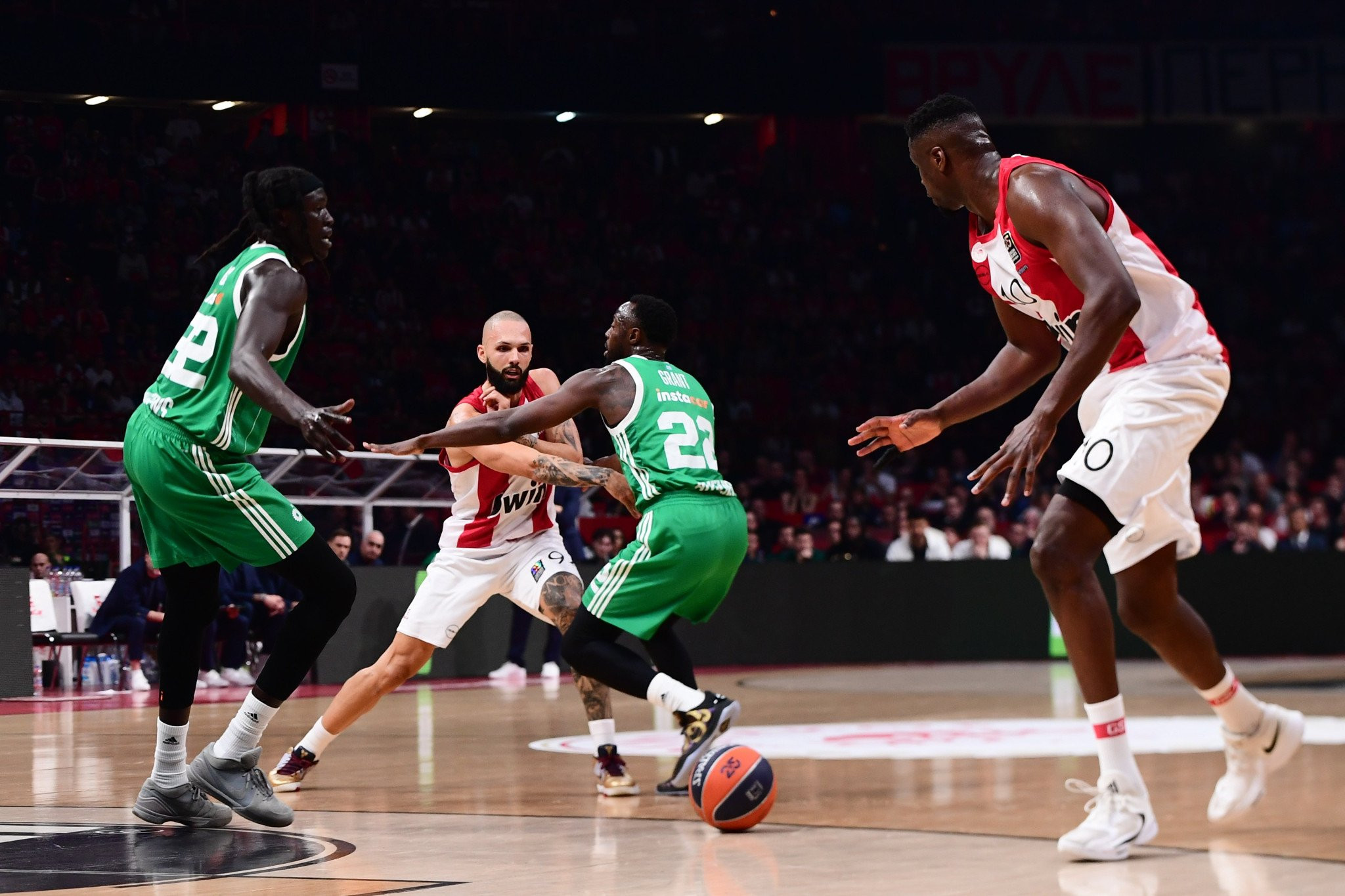 Ποιος θα σηκώσει το τρόπαιο στο Αμπου Ντάμπι – Αυτά είναι τα προγνωστικά για την Euroleague