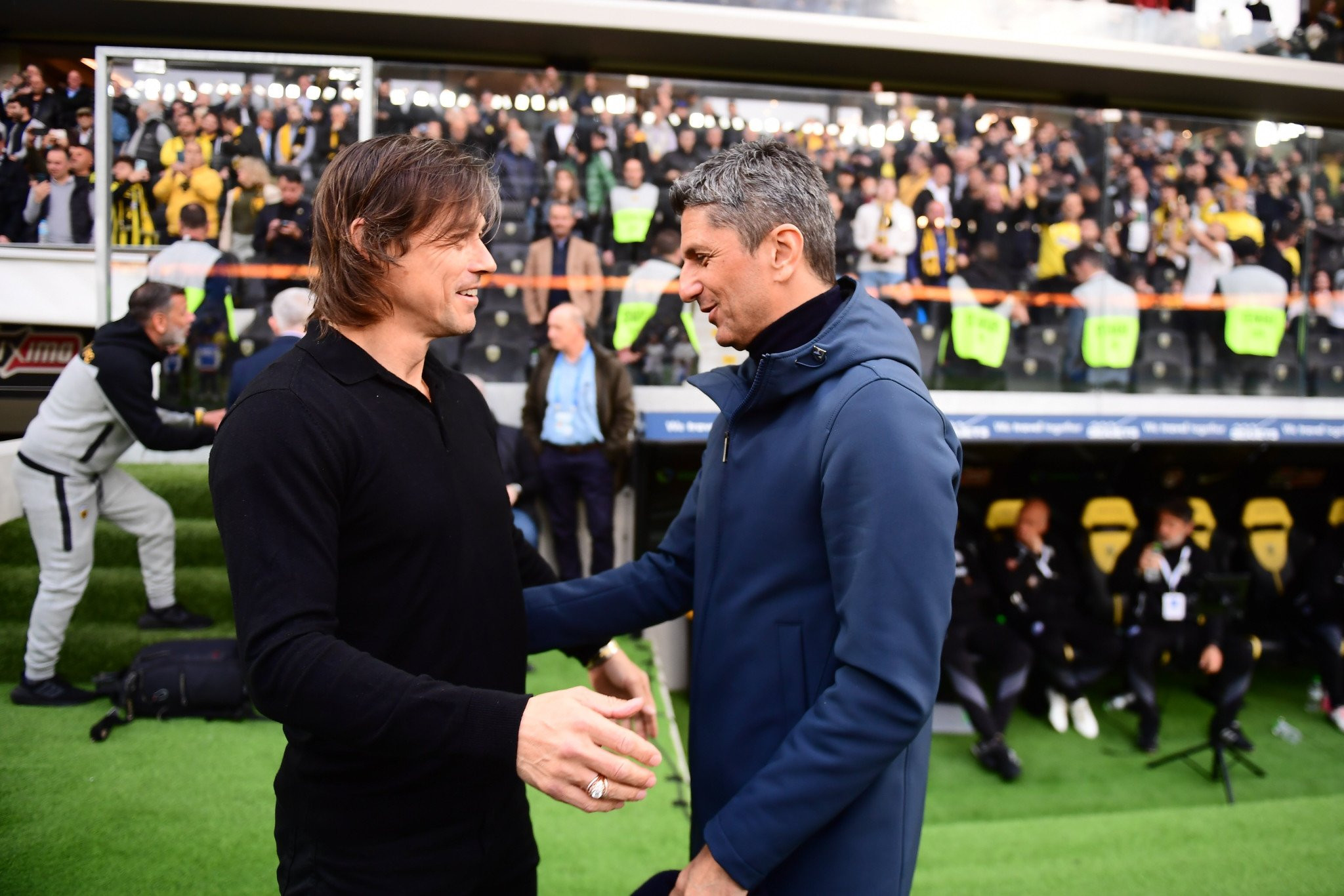 Τελευταία Κυριακή και πληρώνουν στο 4.19