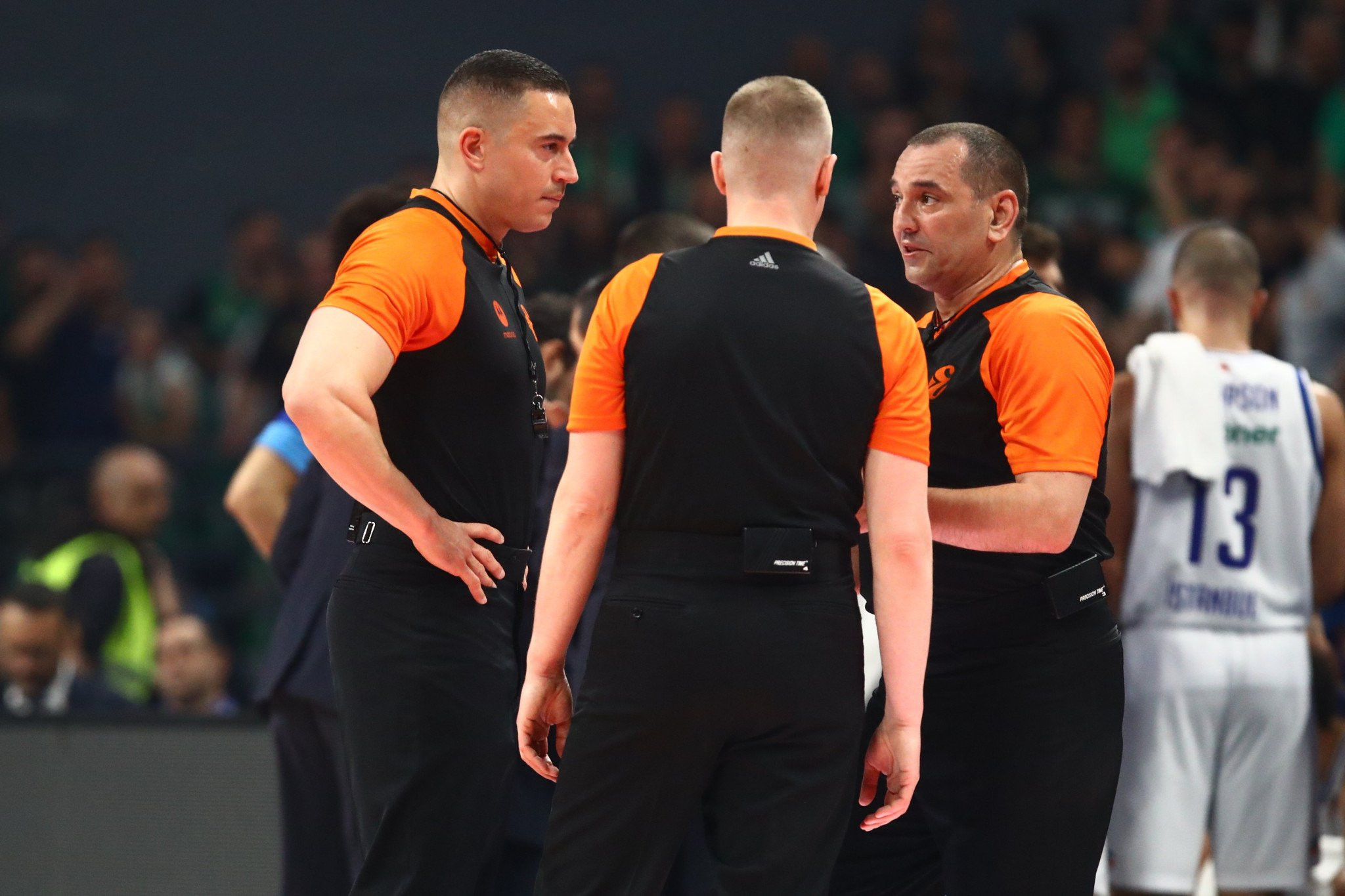 Αυτοί είναι οι οκτώ διαιτητές του Final 4 στο Άμπου Ντάμπι