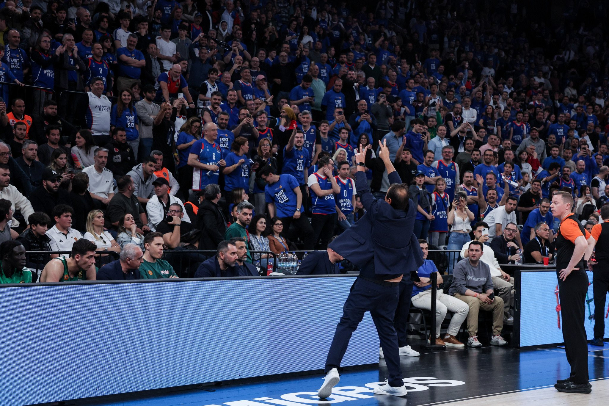 Έχει και η Εφές παράπονα από τον Αταμάν - Τι είπε αθλητικός διευθυντής για το σκηνικό στο Game 4