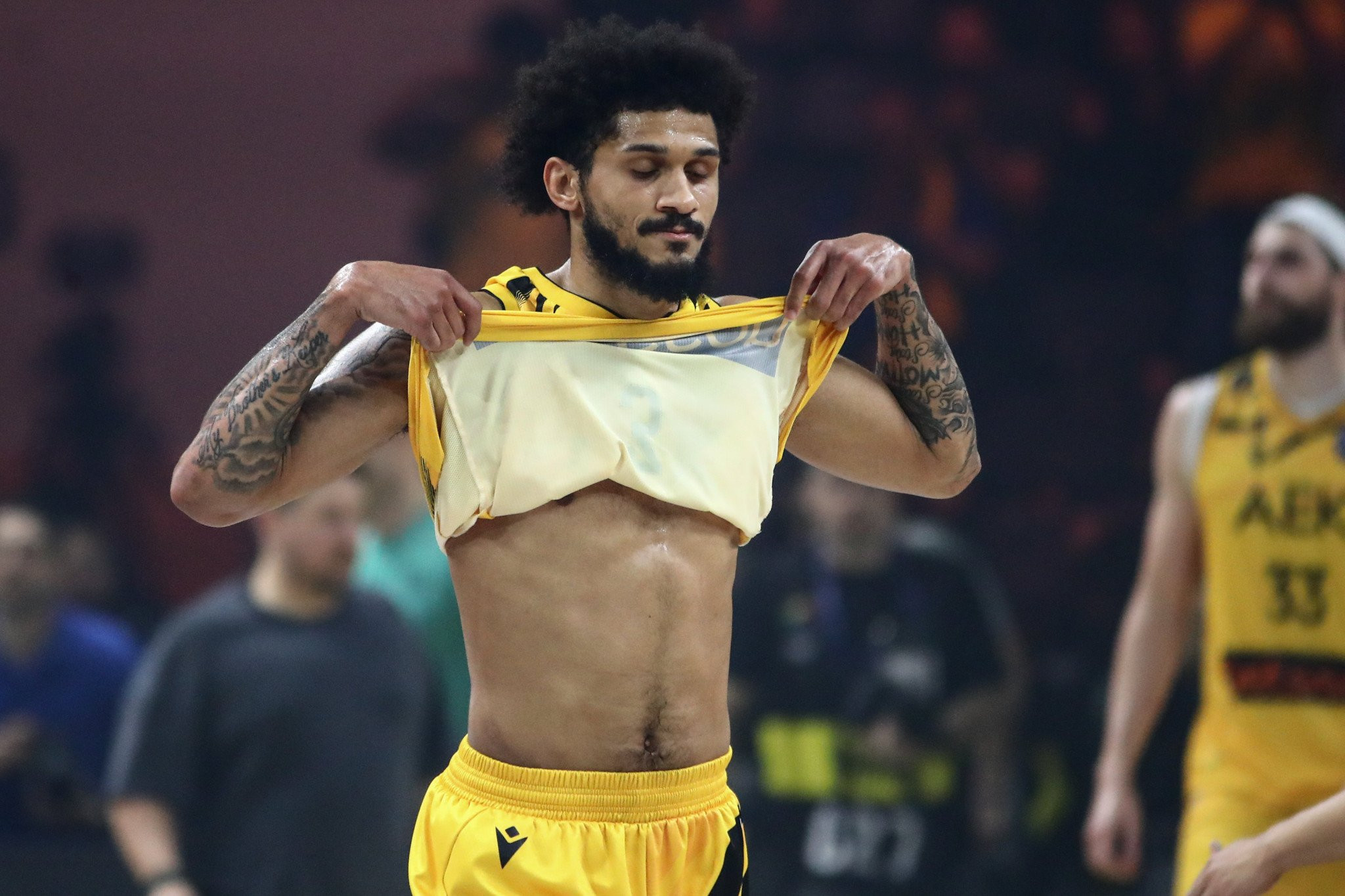 Τα συγχαρητήρια τα αξίζει η ΑΕΚ, αλλά με ένα τρίποντο και 20 λάθη δε νίκησε ποτέ κανείς