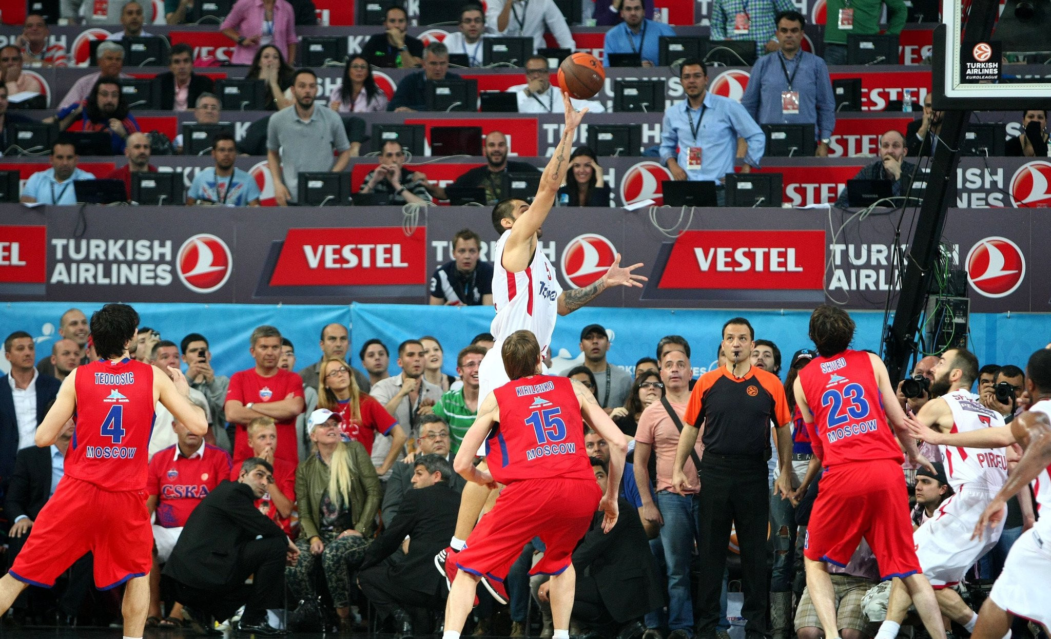 Η Euroleague θυμήθηκε το πεταχτάρι του Πρίντεζη στην Πόλη το 2012 (video)