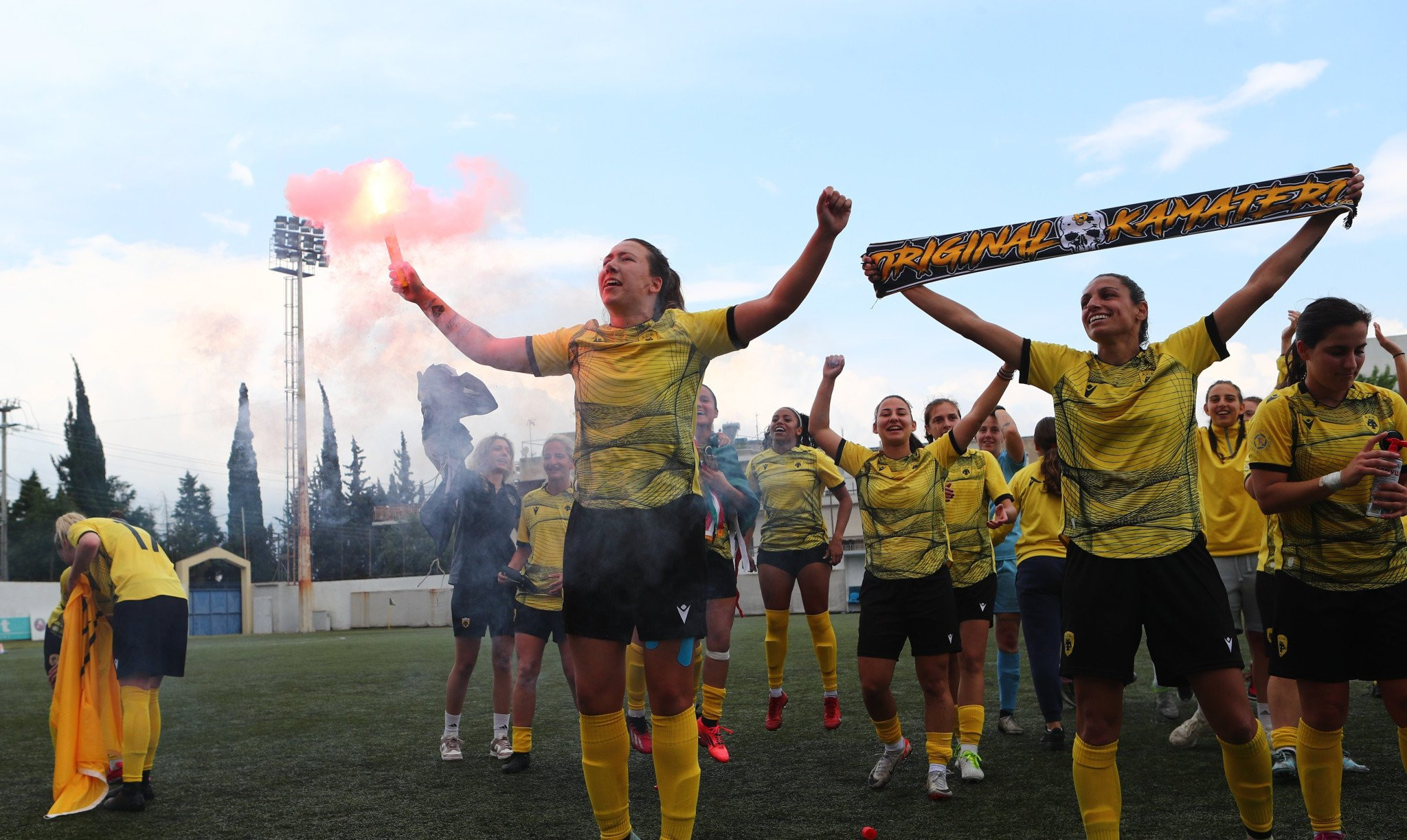 Φεύγουν τα εισιτήρια για τη φιέστα των πρωταθλητριών της ΑΕΚ - Άνοιξαν έξτρα θύρες