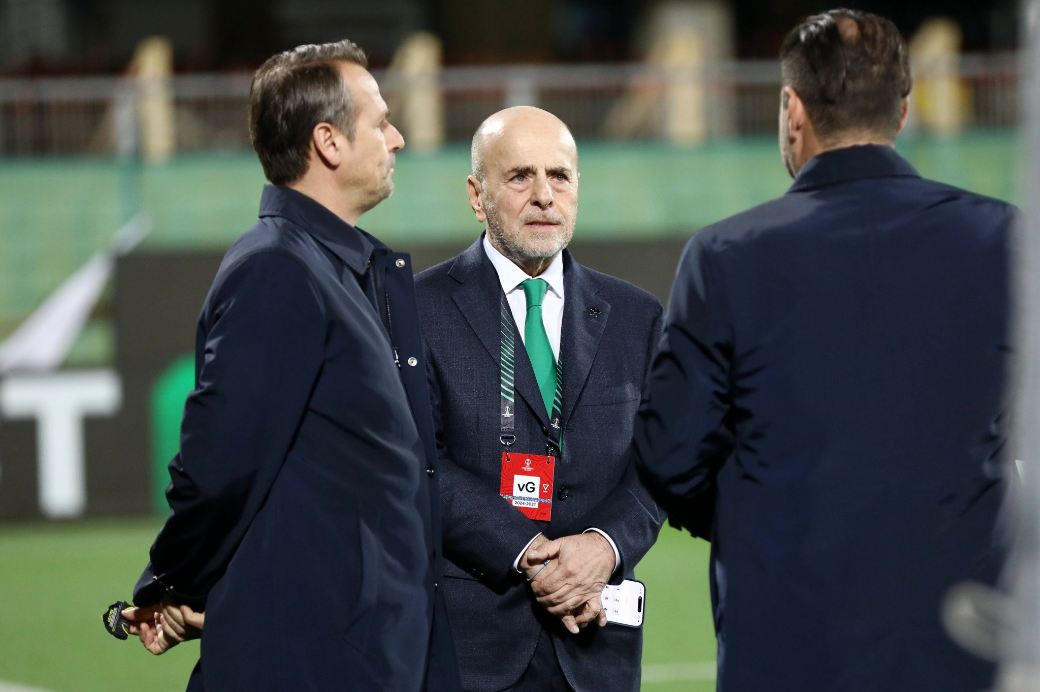 Απ' το μείον δύο του Γιοβάνοβιτς, στο μείον 16 απ' την κορυφή μέσα σε 1,5 χρόνο...