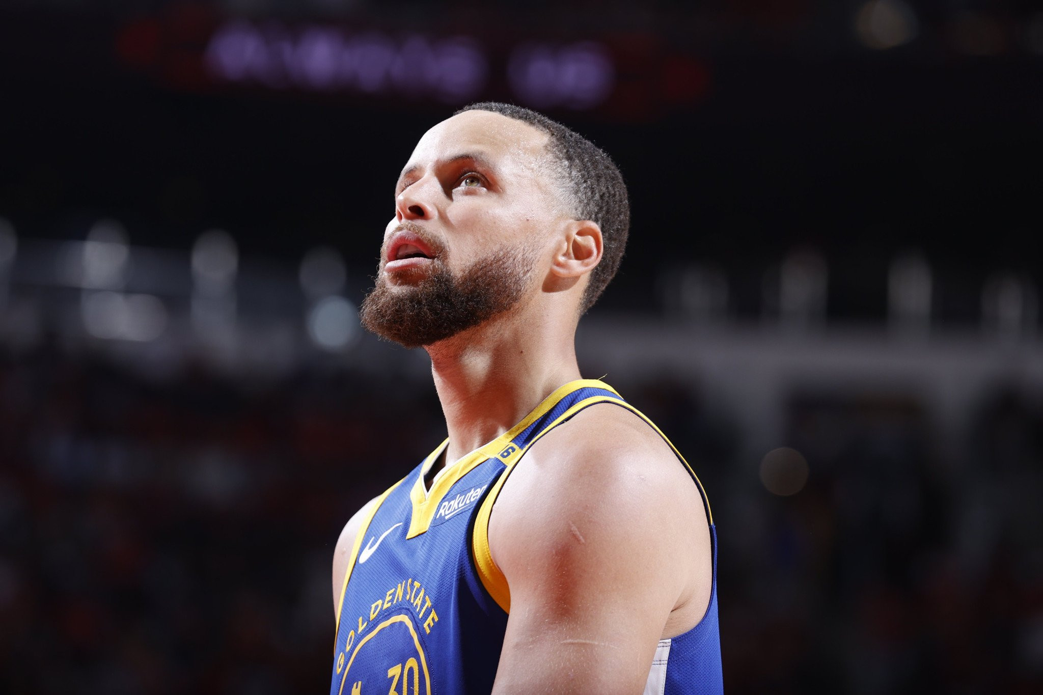 Ανησυχία για τους Γουόριορς  - Τραυματίστηκε ο Κάρι