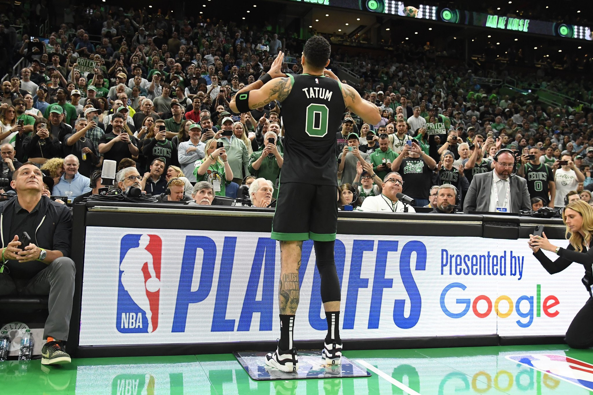 Βρήκε τα χρήματα που του… έλειπαν: Ο Τσίσχολμ γίνεται επίσημα ο νέος ιδιοκτήτης των Σέλτικς