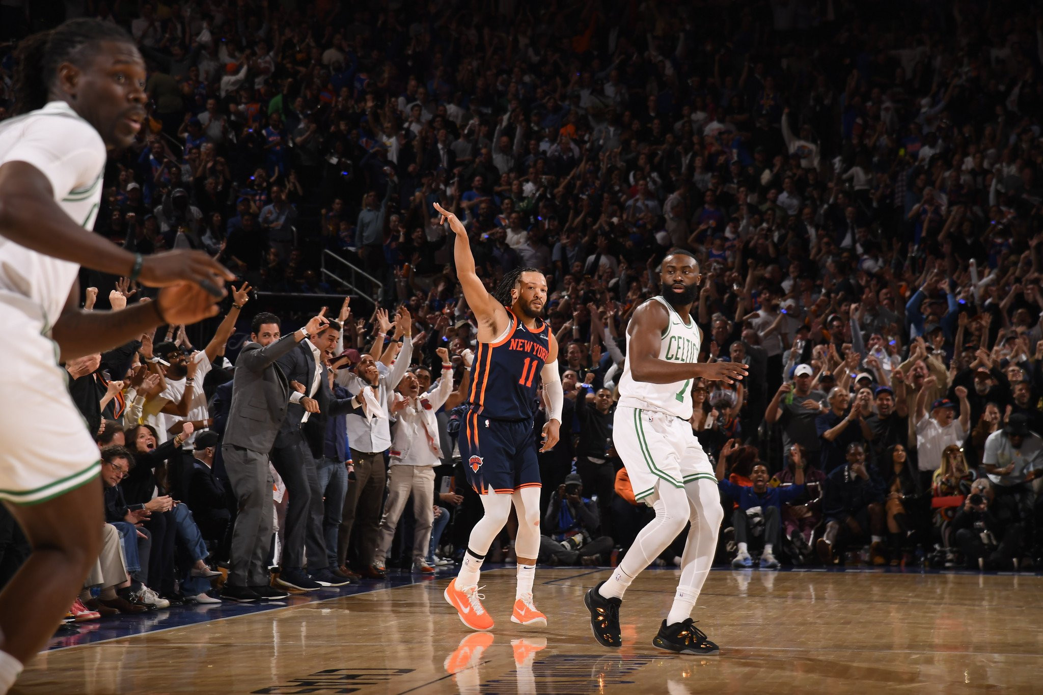 Παράσταση... πρόκρισης για Τίμπεργουλβς και Νικς