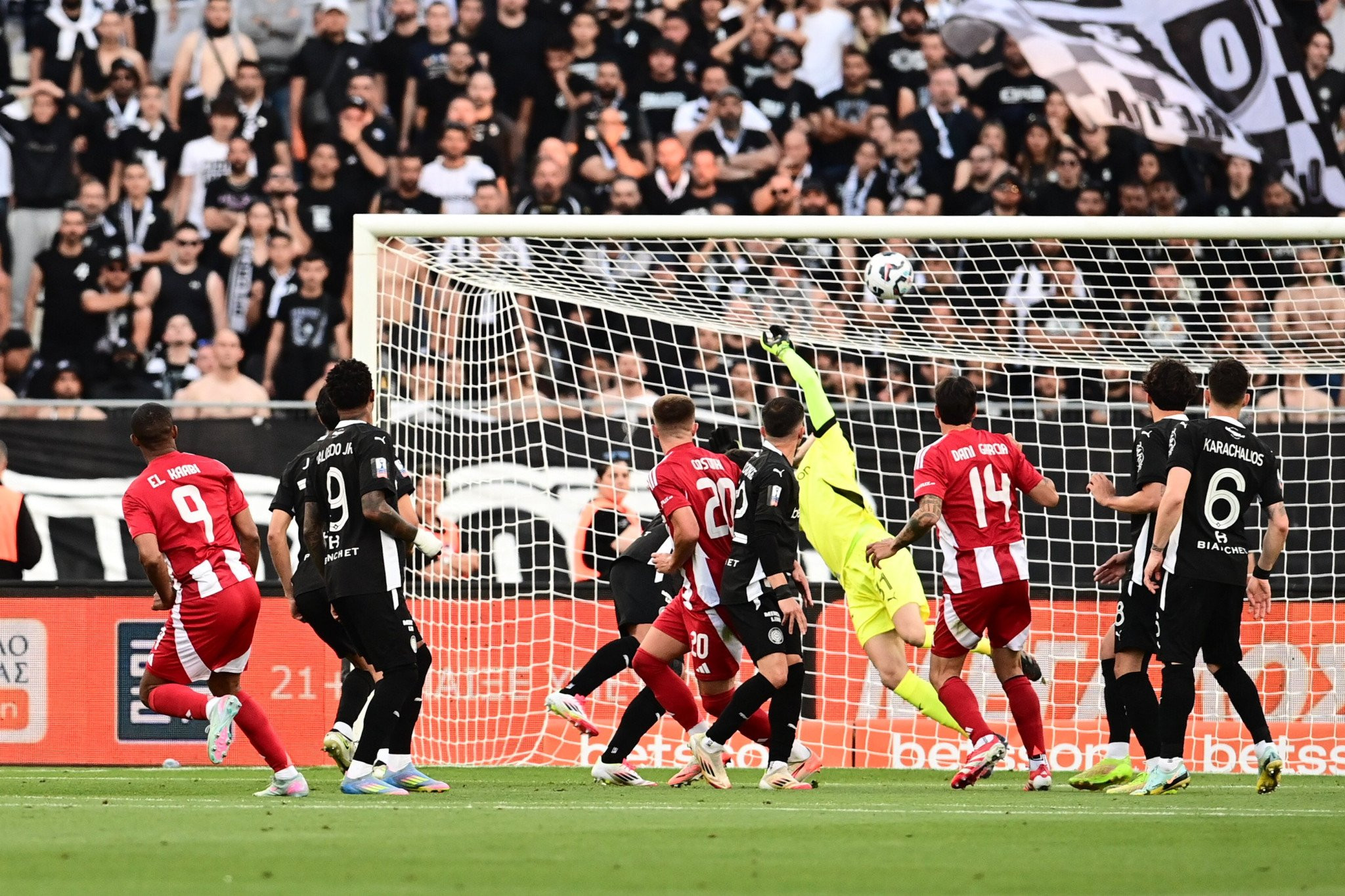 Με κομπίνα ο Ελ Κααμπί έκανε το 1-0 στον τελικό (video)