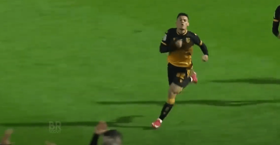 «Στο στόχαστρο του Ολυμπιακού ο Μουάντ Νταχάκ»