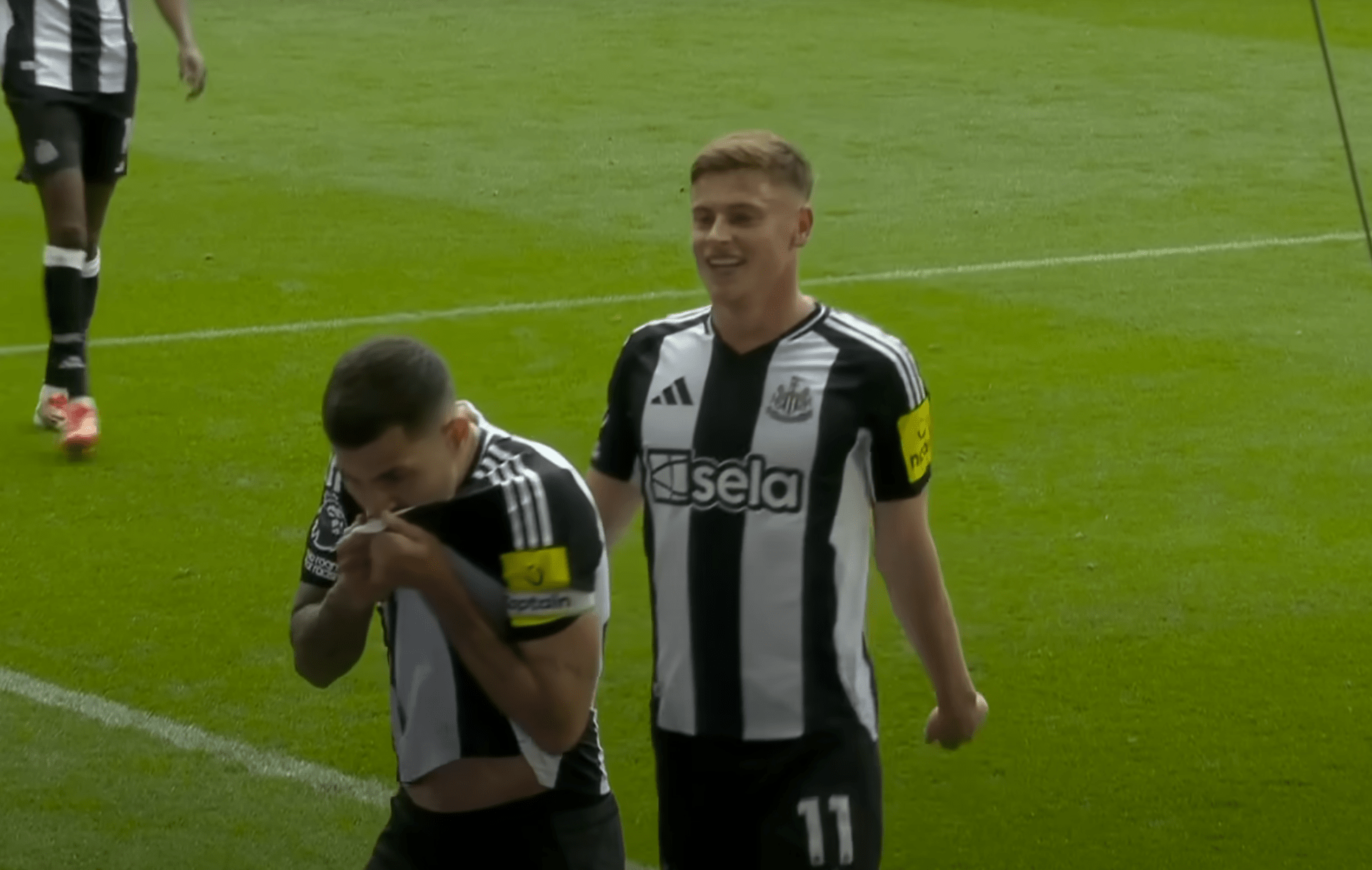 Γιατί δεν υπάρχει σήμερα μεσημεριανός αγώνας στην Premier League;