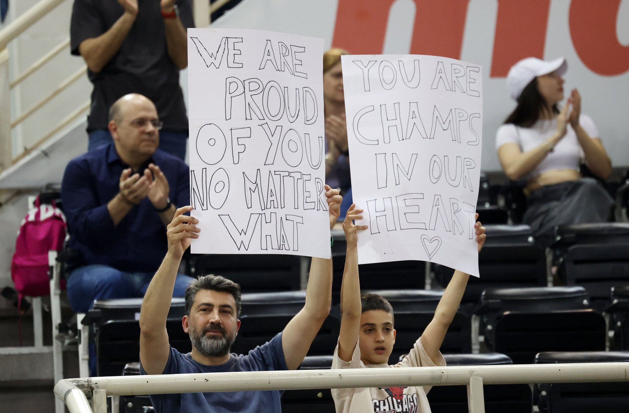 Το συγκινητικό μήνυμα ενός μικρού φίλου του ΠΑΟΚ - «Είστε πρωταθλητές στην καρδιά μας»