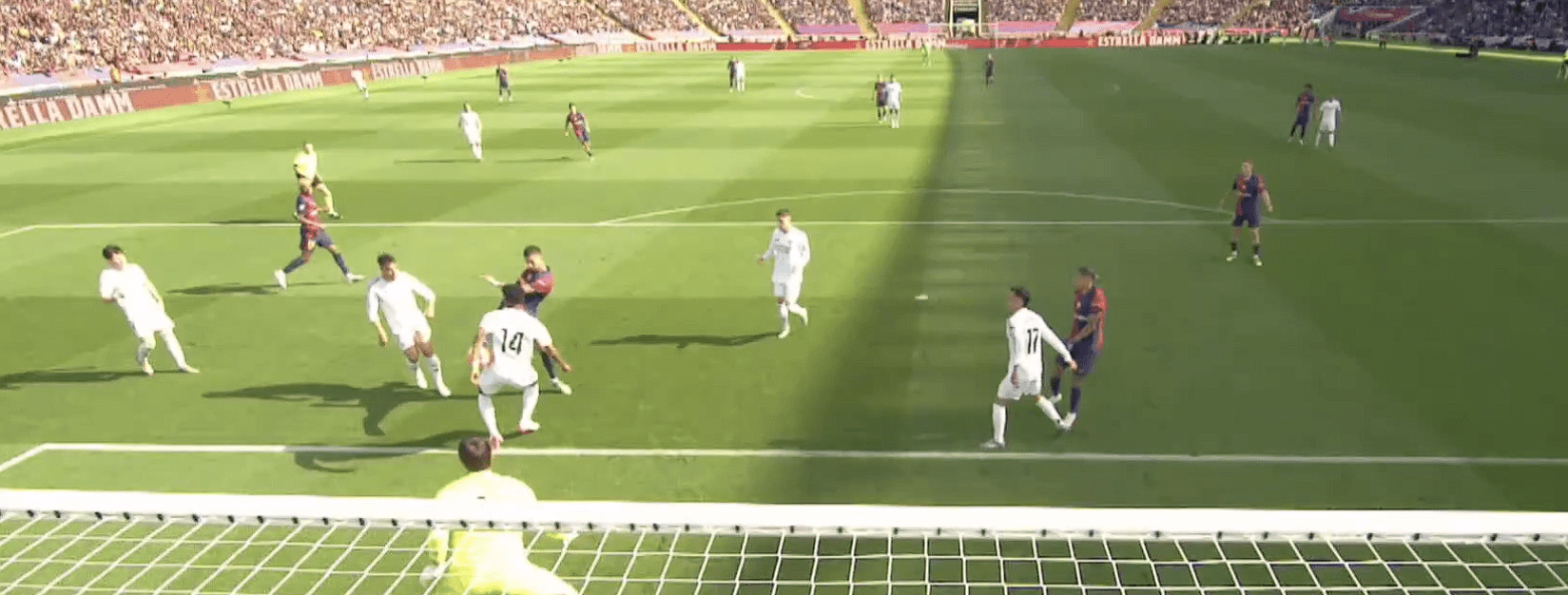 Σάλος με τους διαλόγους του VAR στο clasico: «Ευτυχώς Θεέ μου»