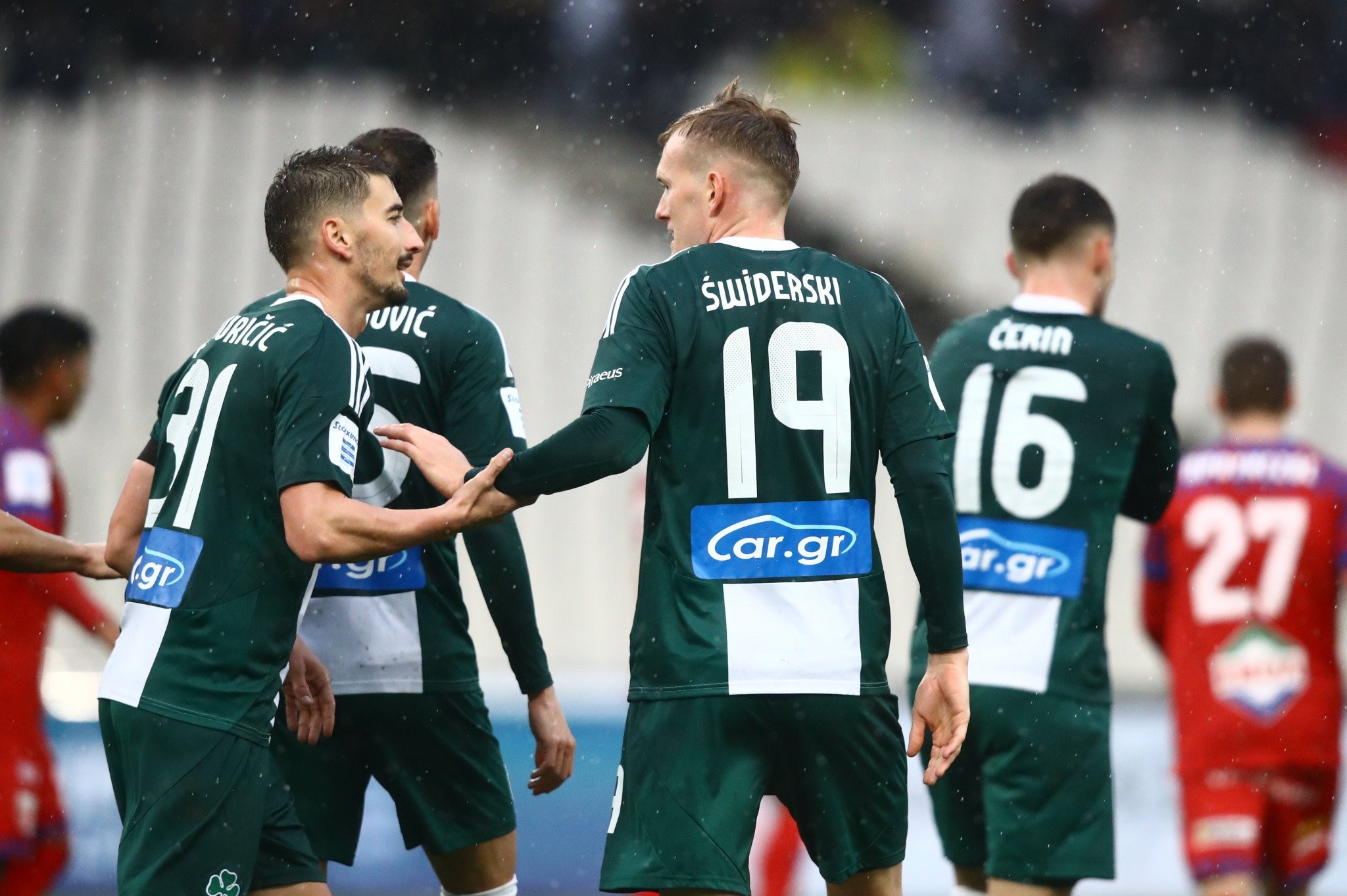 Αποφόρτιση για Τζούρισιτς και Σφιντέρσκι - Θεραπεία ο Γεντβάι