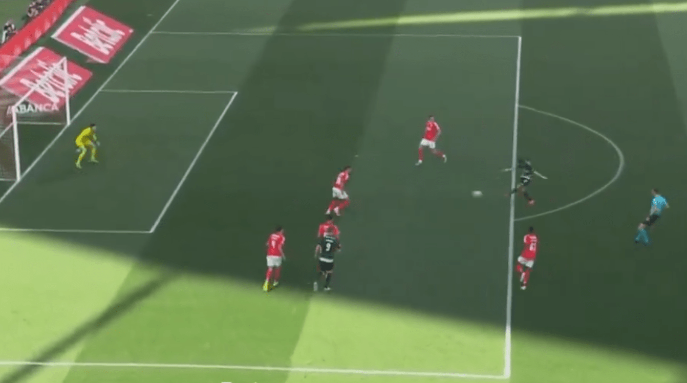 Αιφνιδίασε τη Μπενφίκα και άνοιξε το σκορ στο 4' η Σπόρτινγκ με τον Τρινκάο (video)