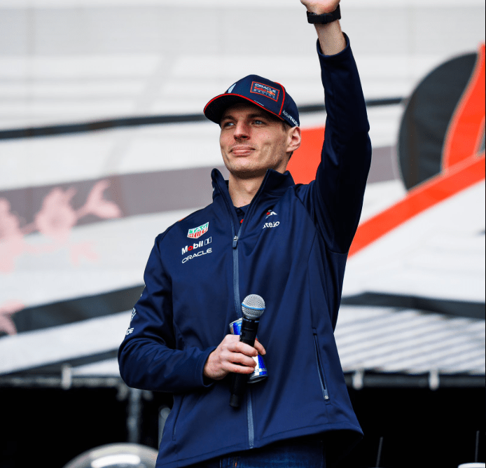 Ο Φερστάπεν μιλάει ανοιχτά για το μέλλον του