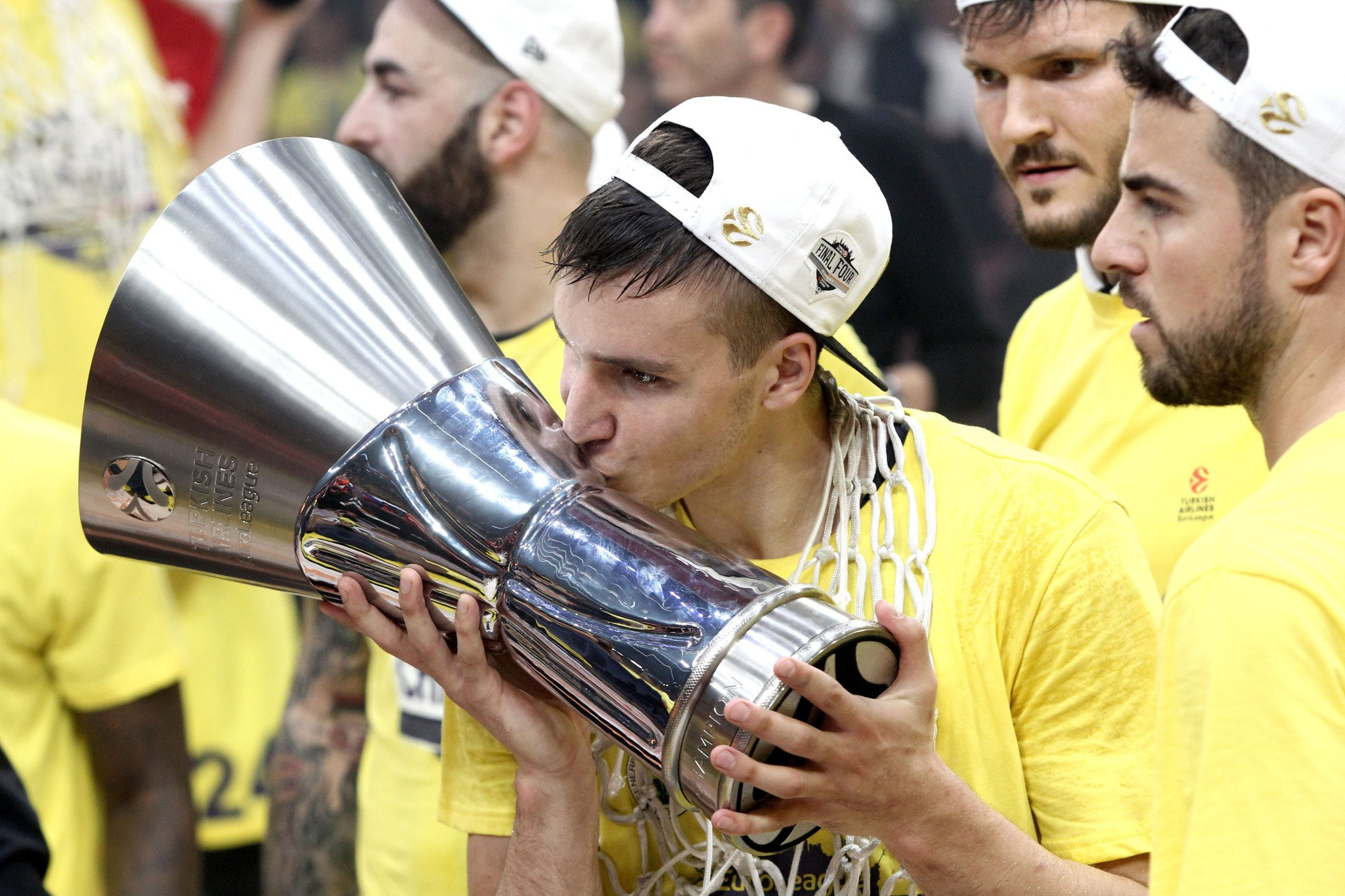 Η Euroleague ρώτησε τον Μπογκντάνοβιτς ποιος θα κατακτήσει την κούπα - Απόλυτα ξεκάθαρη η απάντησή του