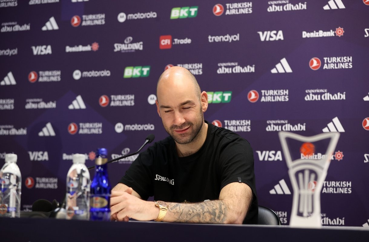 Αυτό είναι το χρυσό ρολόι του Βασίλη Σπανούλη - Πόσο κοστίζει