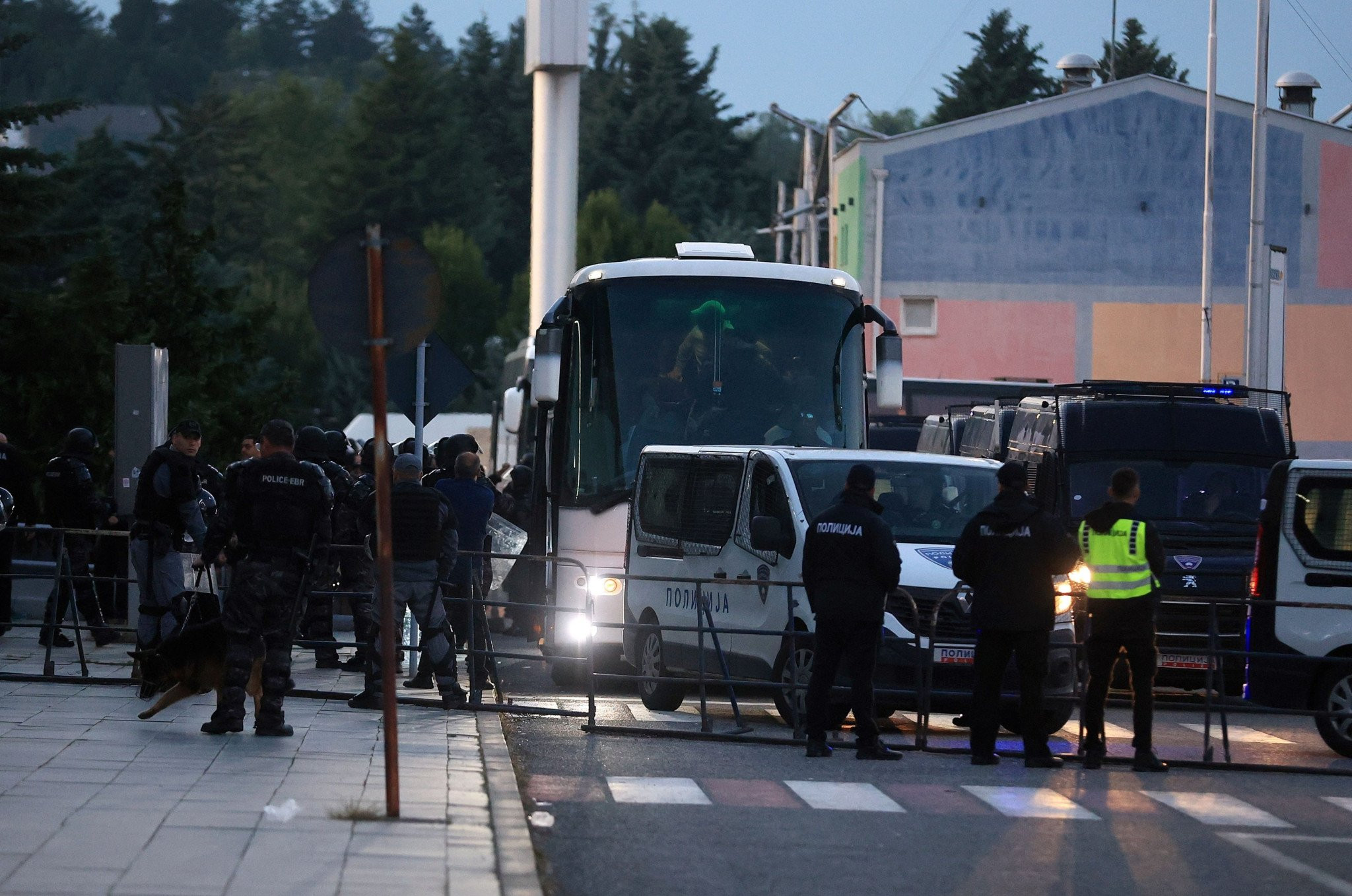 Χάος στη Βόρεια Μακεδονία με την ΑΕΚ - Όλο το χρονικό