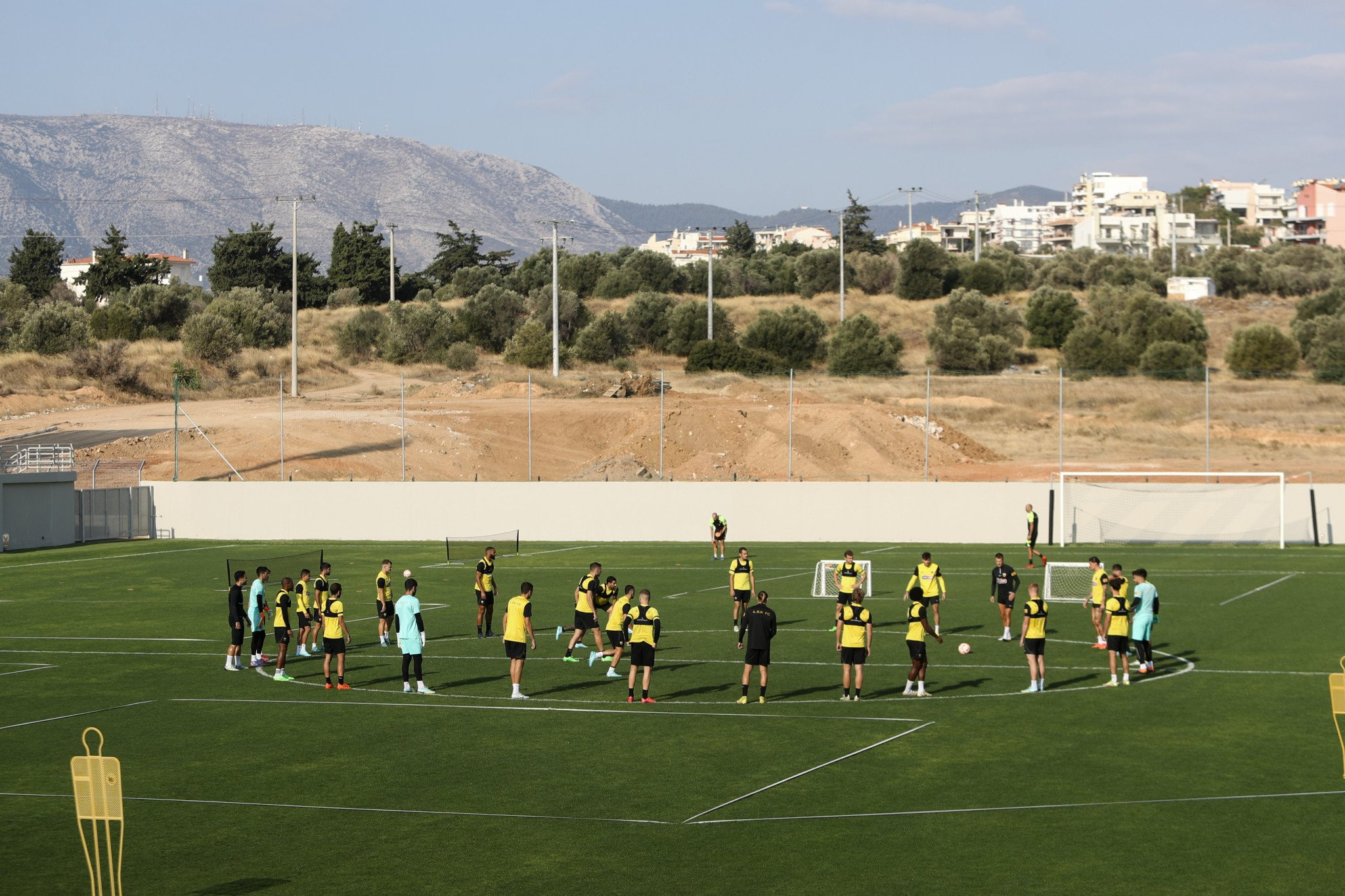 Ξεκίνησαν τα έργα στα Σπάτα – Τι αλλάζει στο προπονητικό κέντρο της ΑΕΚ