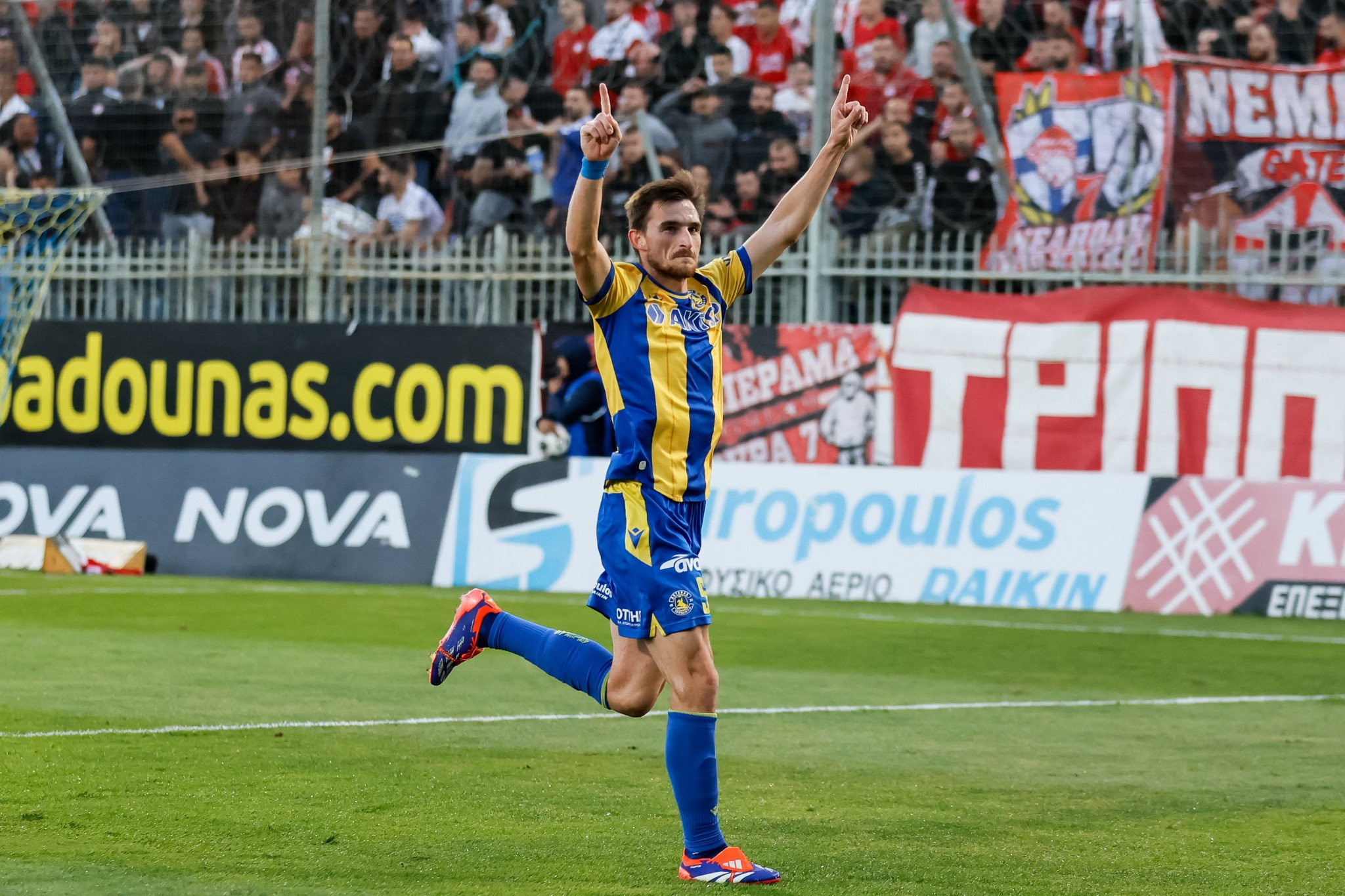 Πήρε φόρα ο Αστέρας AKTOR  - Ανανέωσε και με Γιαμπλόνσκι