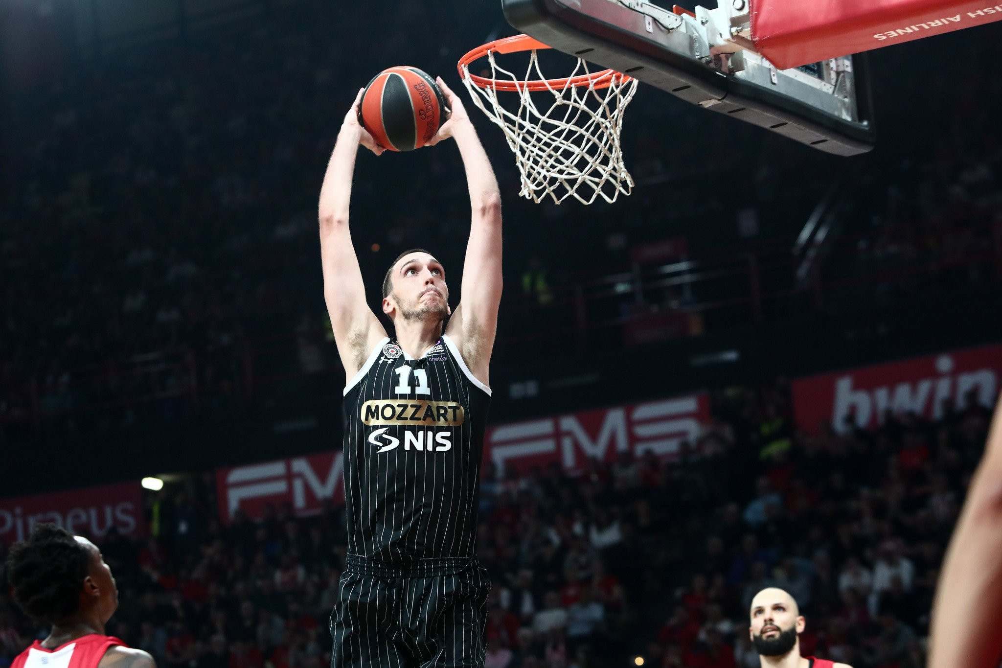 Ποκουσέφσκι: «Ελπίζω να κατακτήσει την Euroleague ο Ολυμπιακός για να σπάσει η... κατάρα»