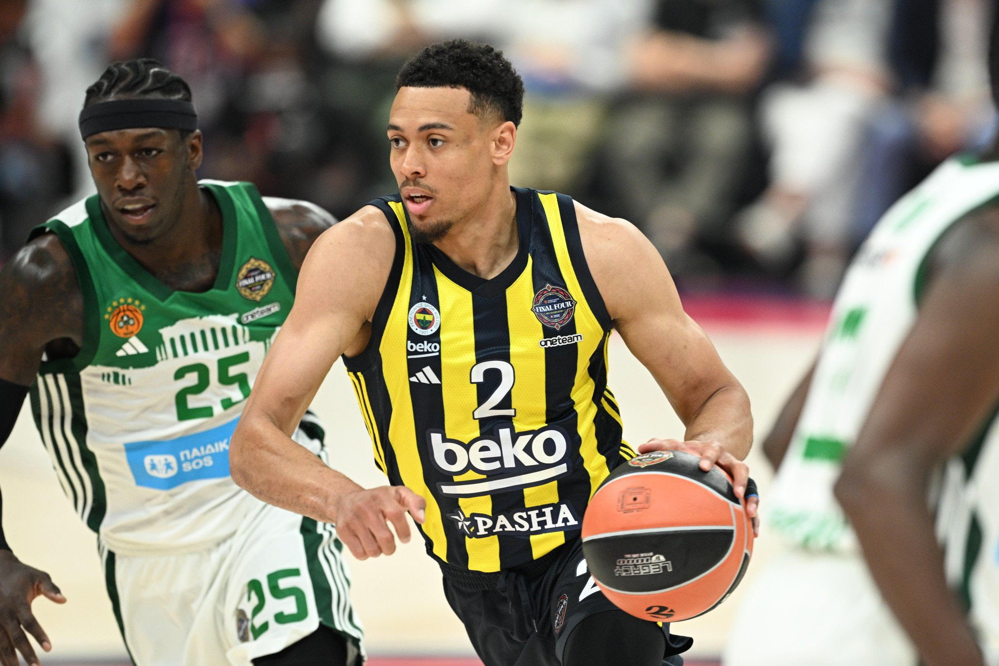 Τρομερή ευστοχία: 7 τρίποντα σε μόλις 13 λεπτά η Φενέρμπαχτσε κόντρα στον Παναθηναϊκό