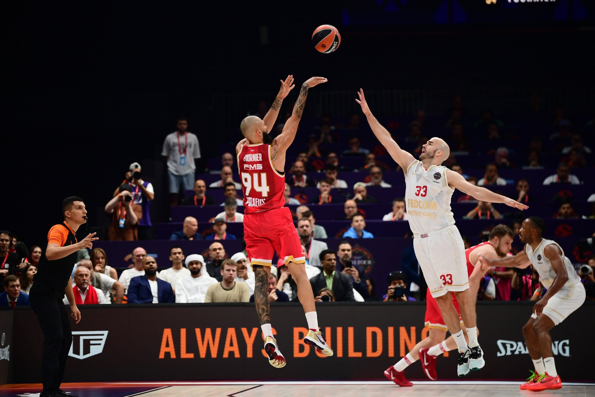 Ρεκόρ καριέρας σε πόντους από τον Φουρνιέ τη βραδιά που ήταν απελπιστικά μόνος του