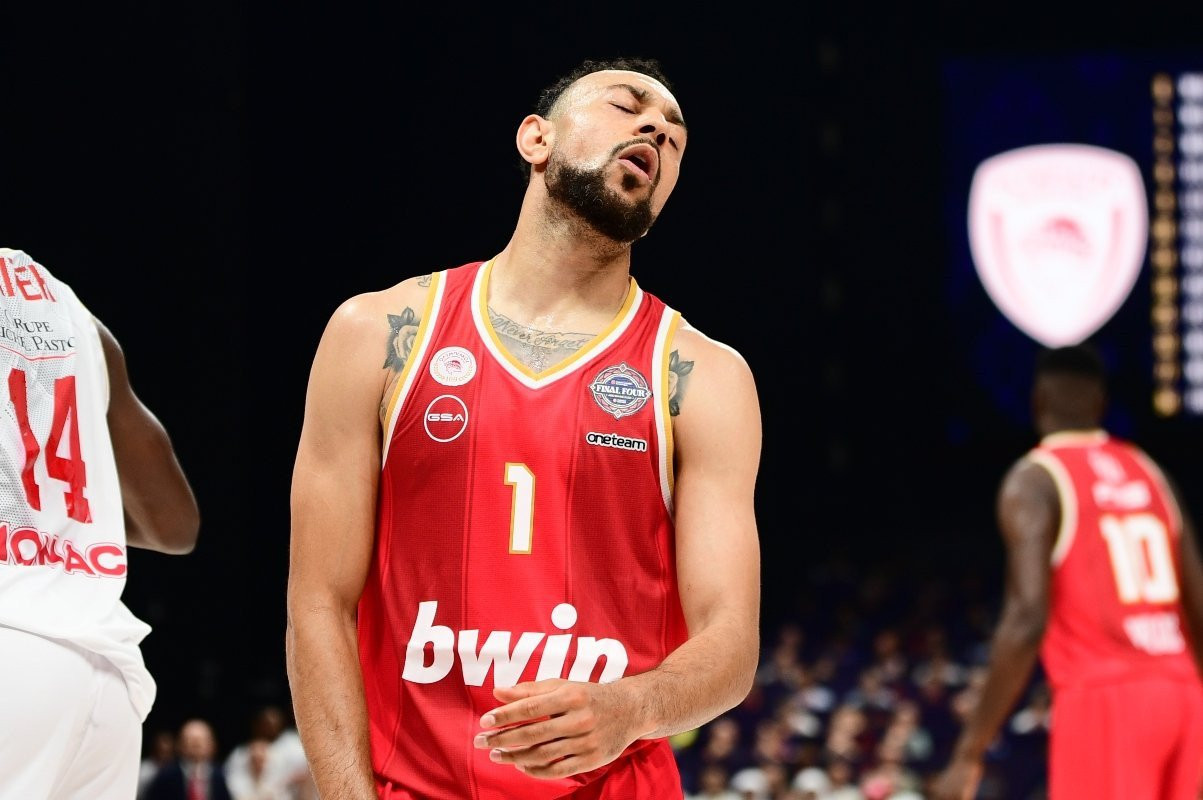 Η κατάρα της πρώτης θέσης «χτύπησε» τον Ολυμπιακό